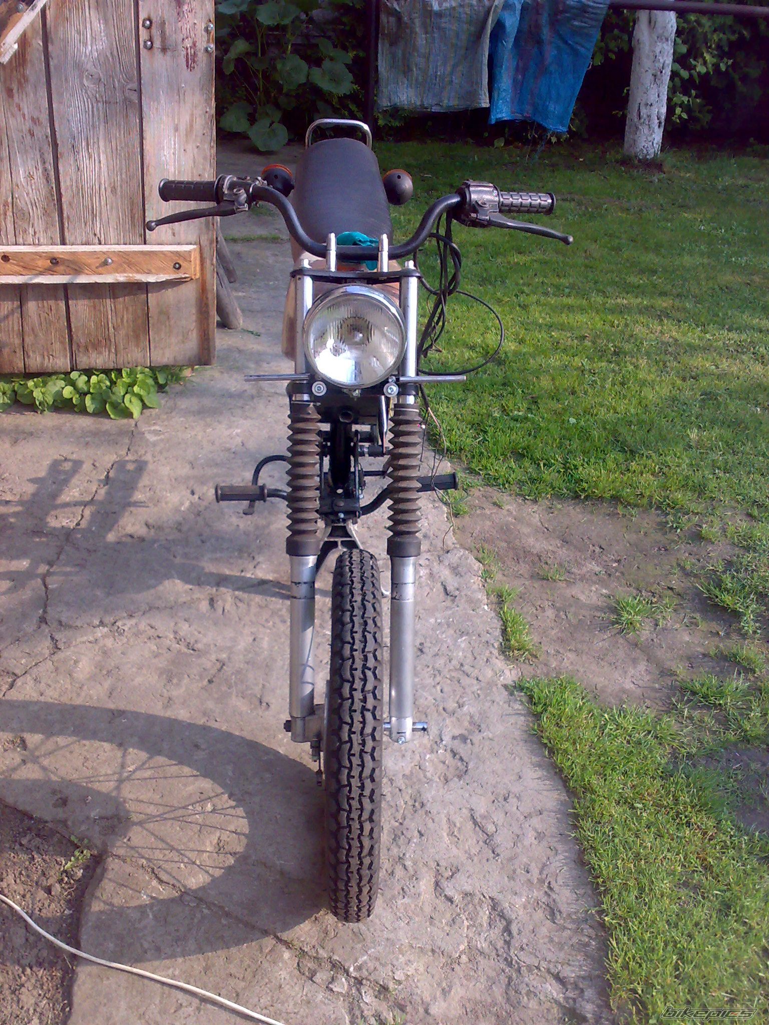Photo 1985795
