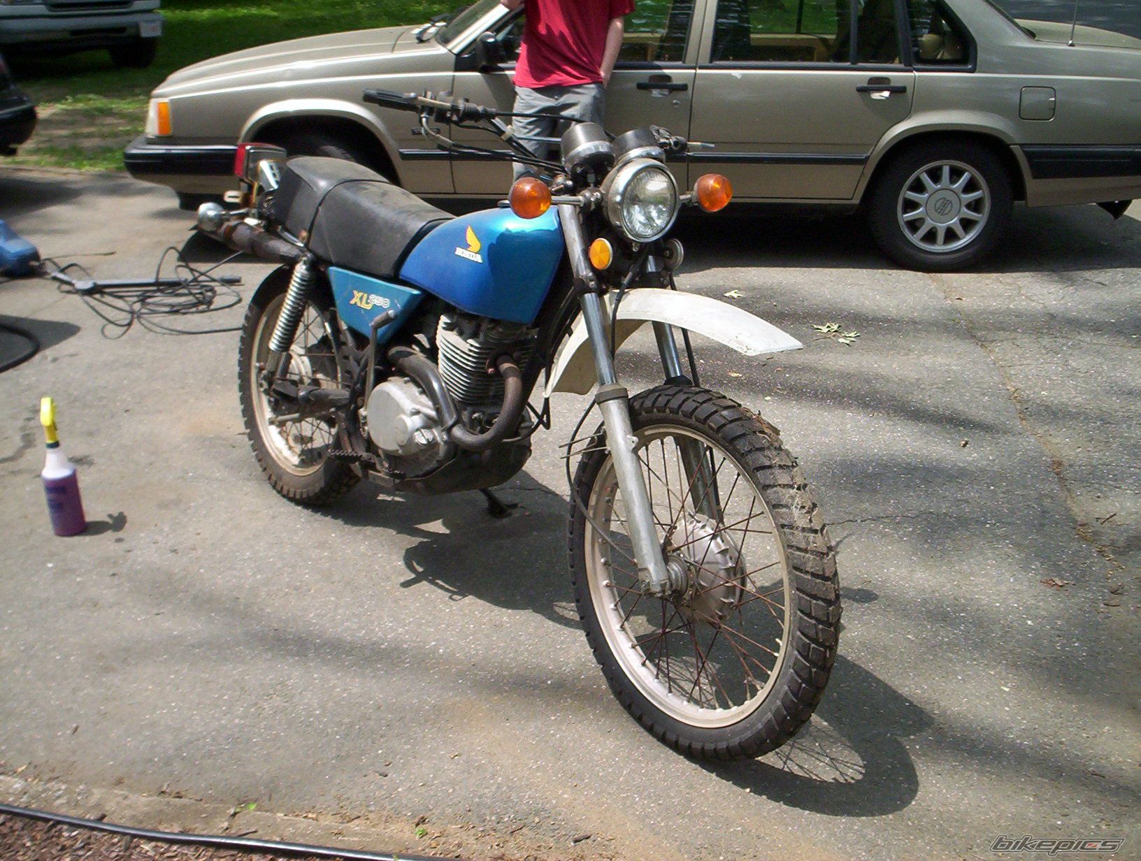 Photo 1985855