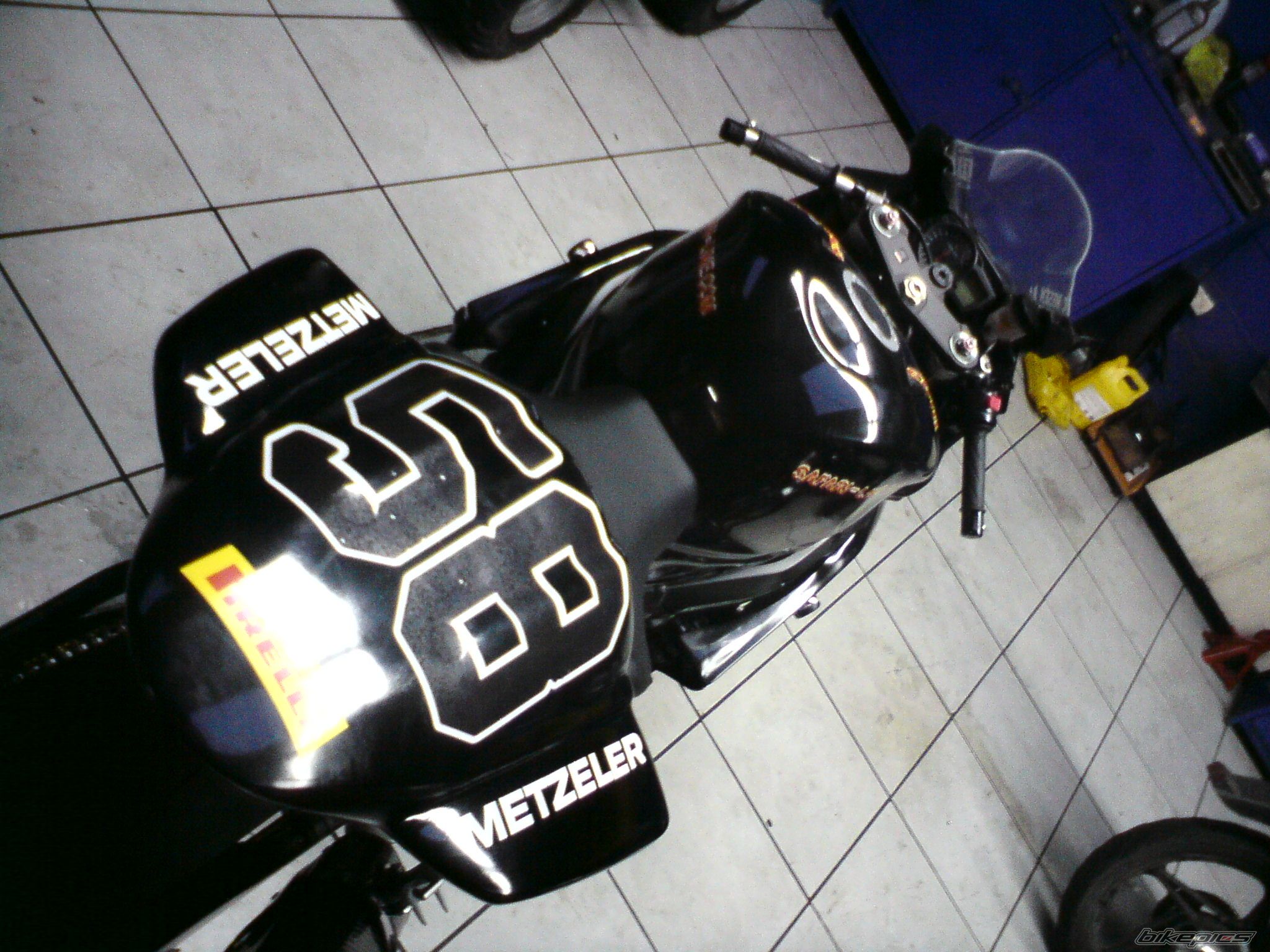 Photo 1985868