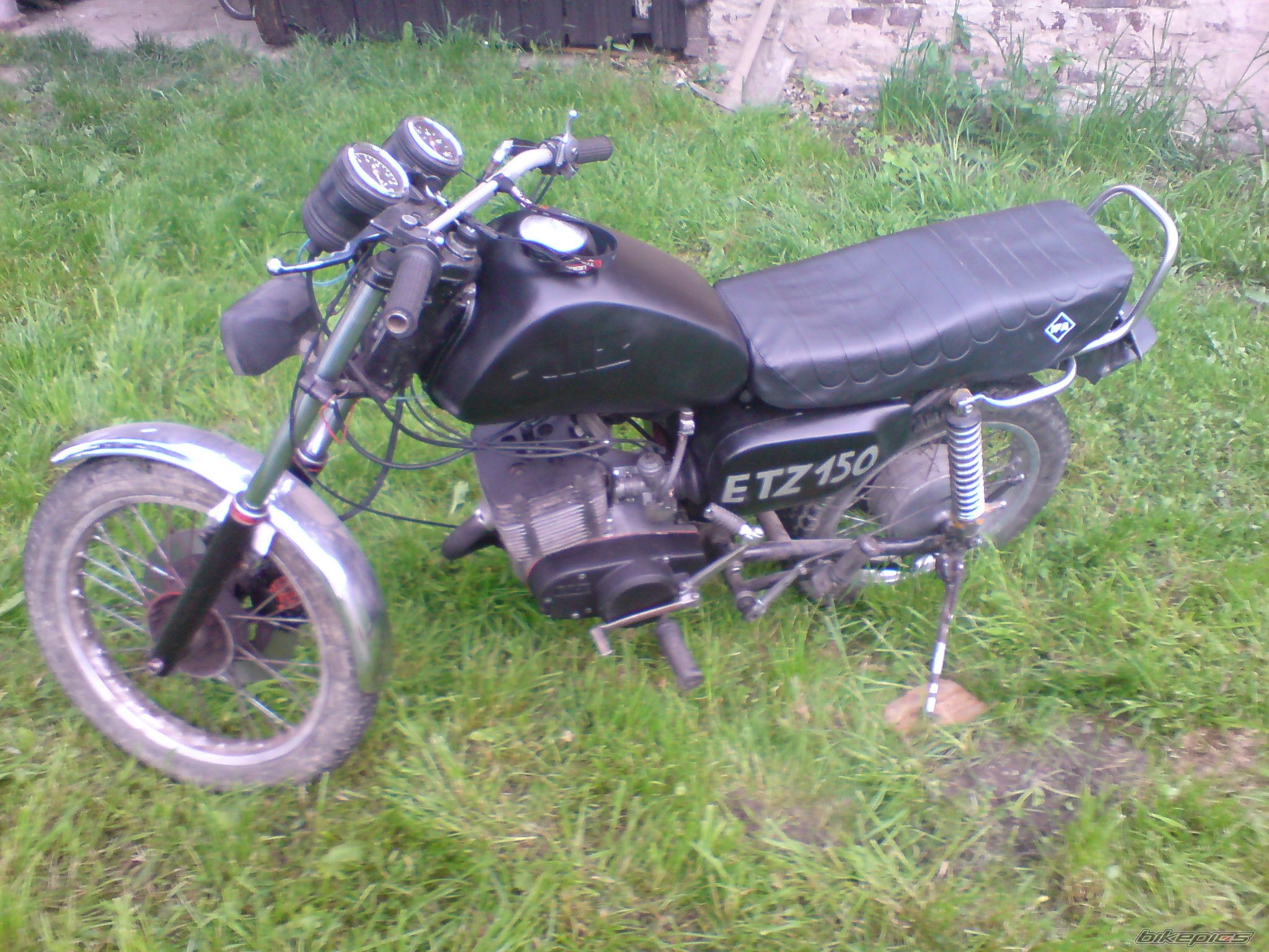 Photo 1985975