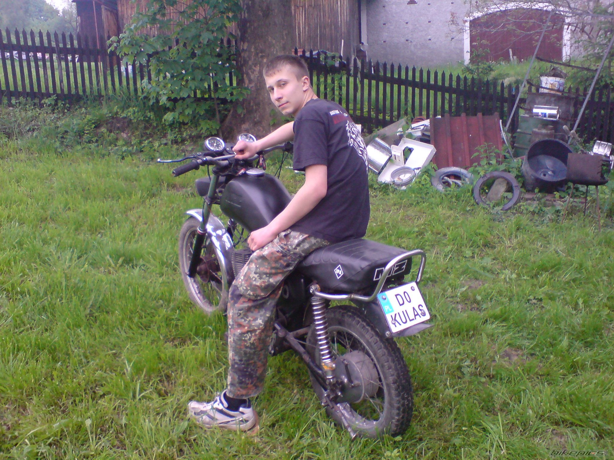 Photo 1985984