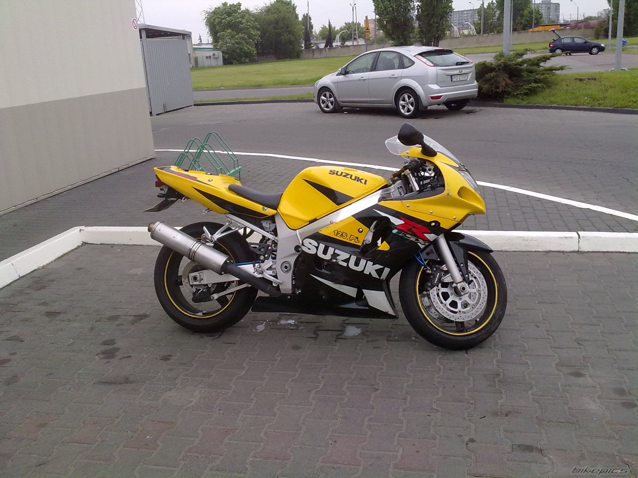 Bike Photo 1986325