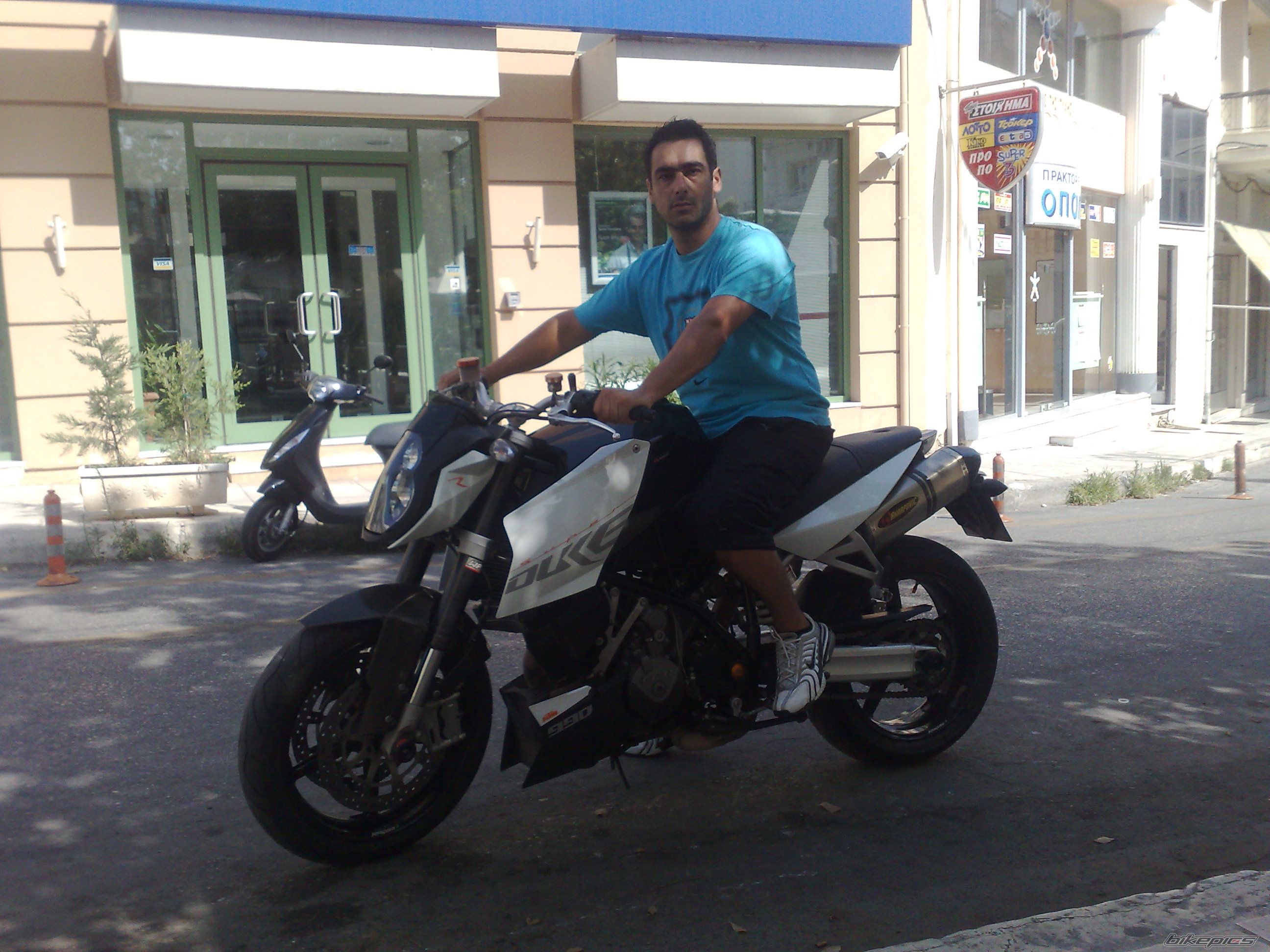 Bike Photo 1986421