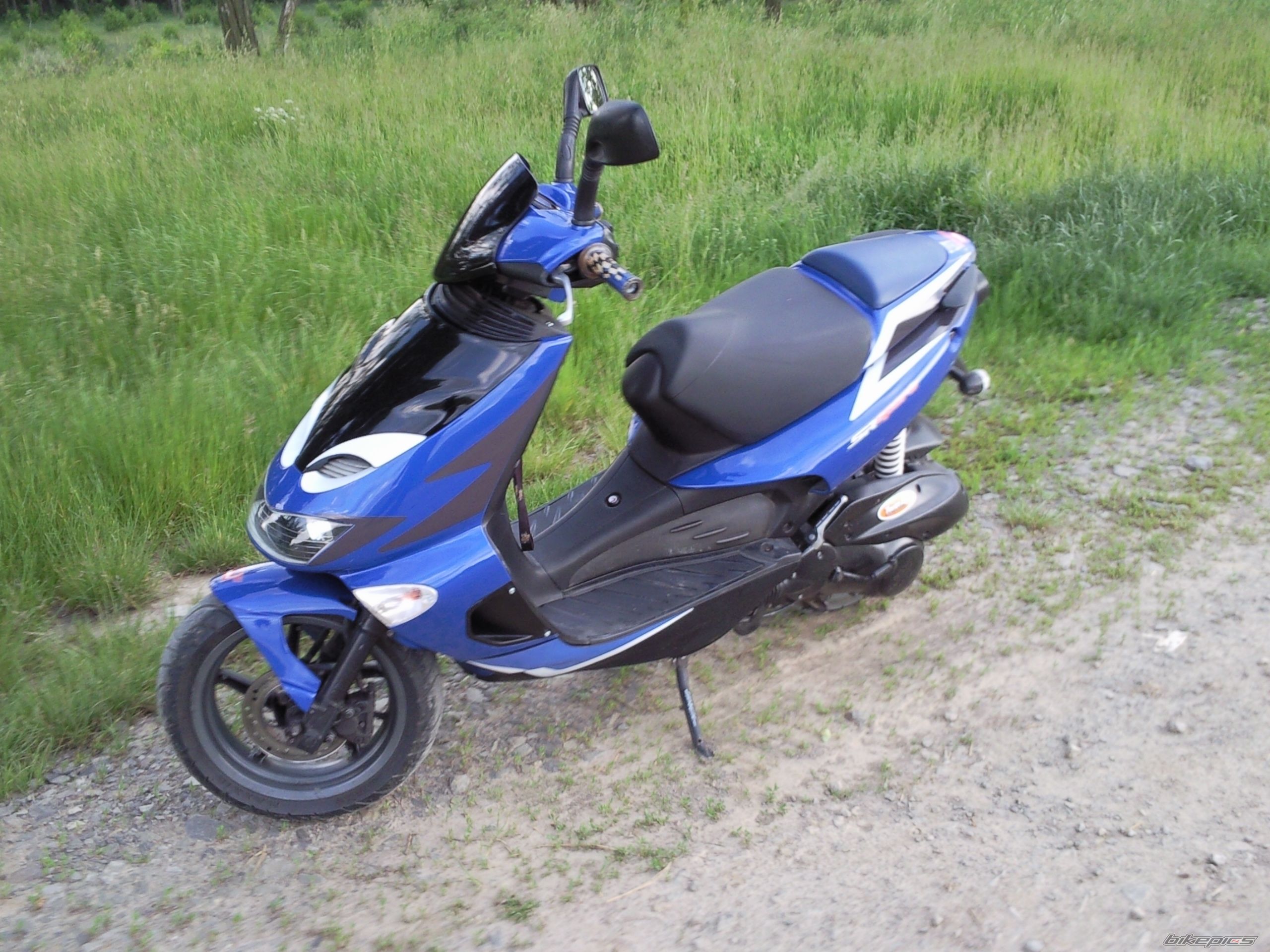 Photo 1986437