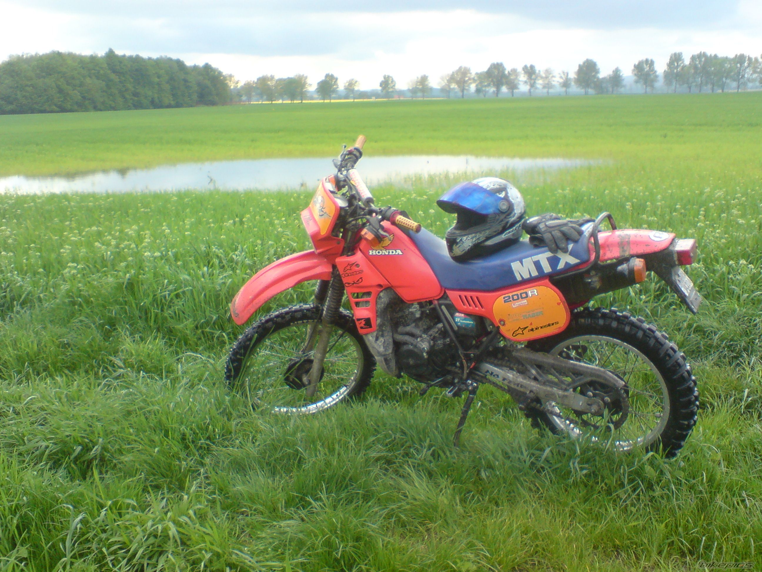 Bike Photo 1986568