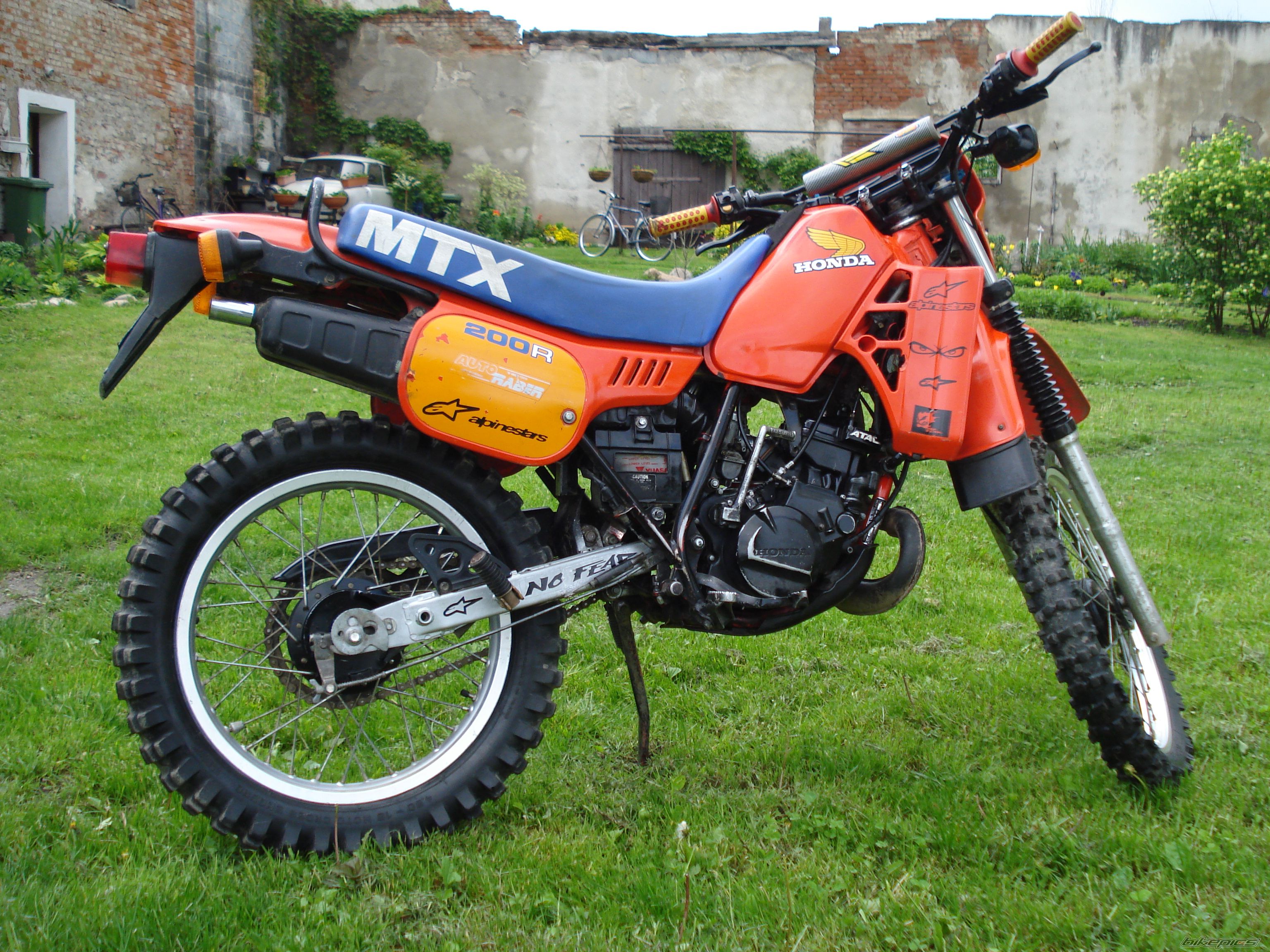 Bike Photo 1986569
