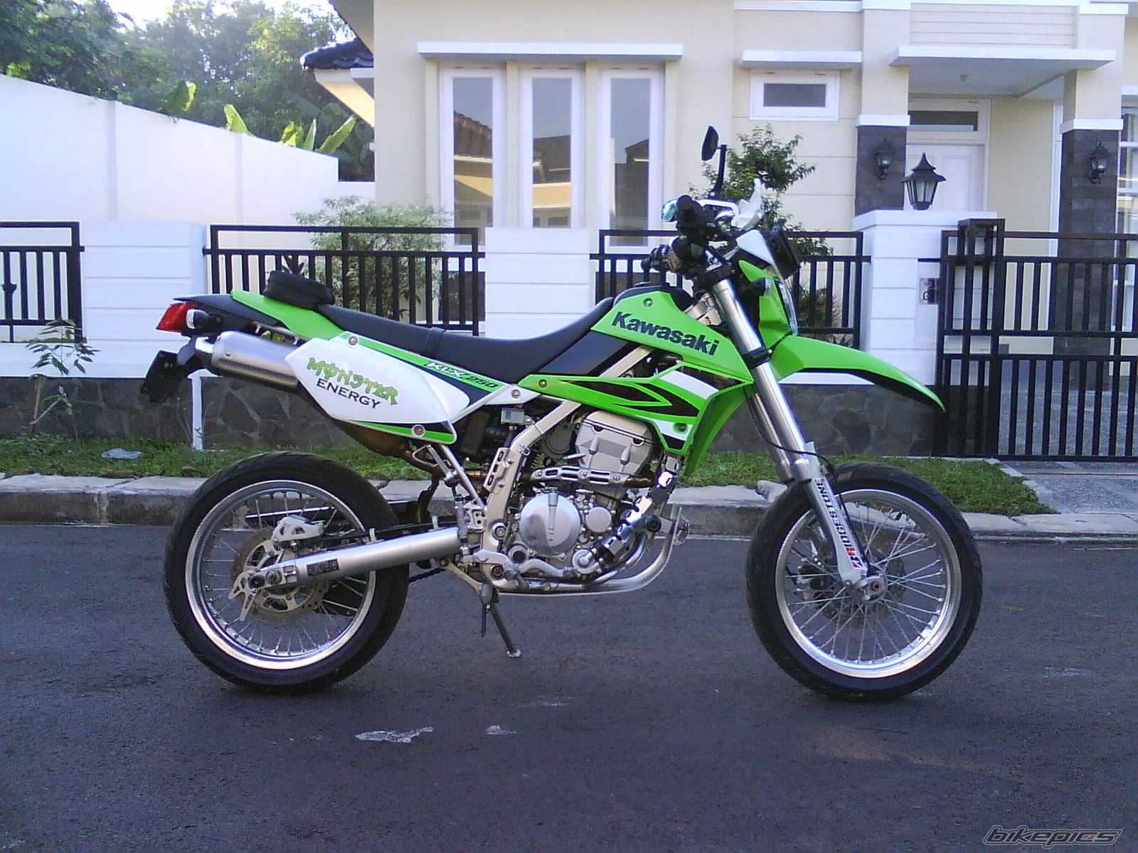 Photo 1986702