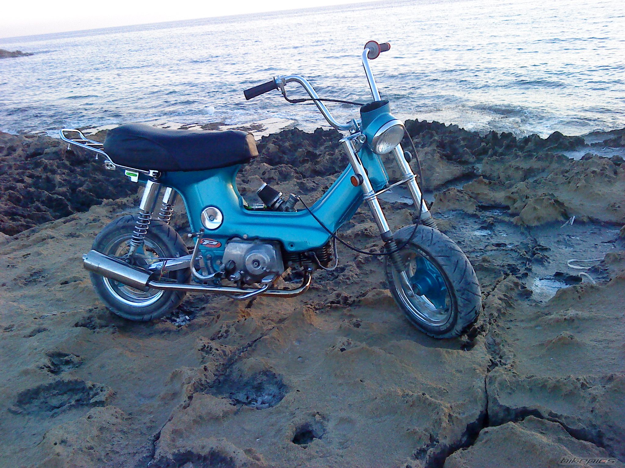 Photo 1986847