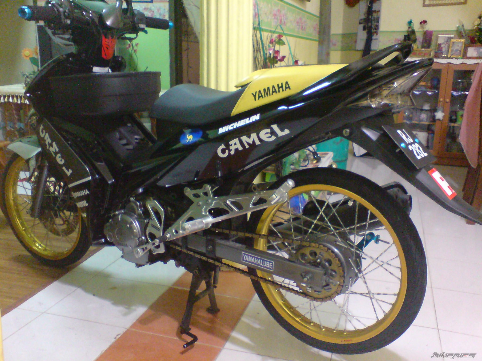 Photo 1986885
