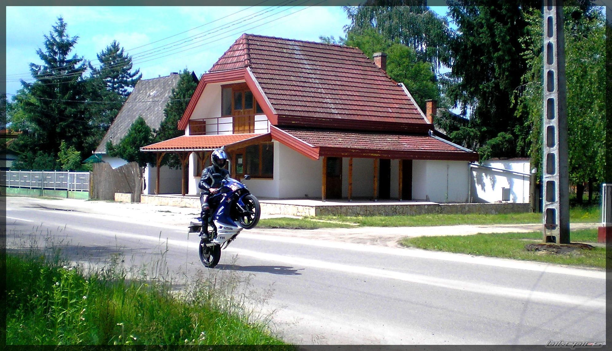 Photo 1987052