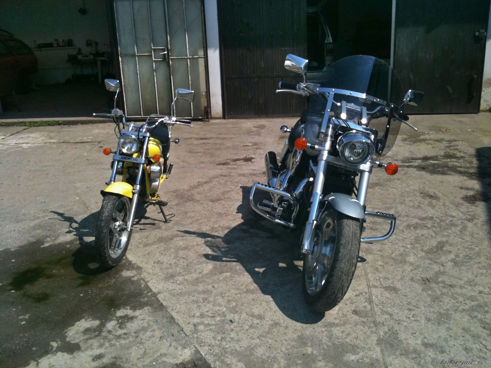 Photo 1987318