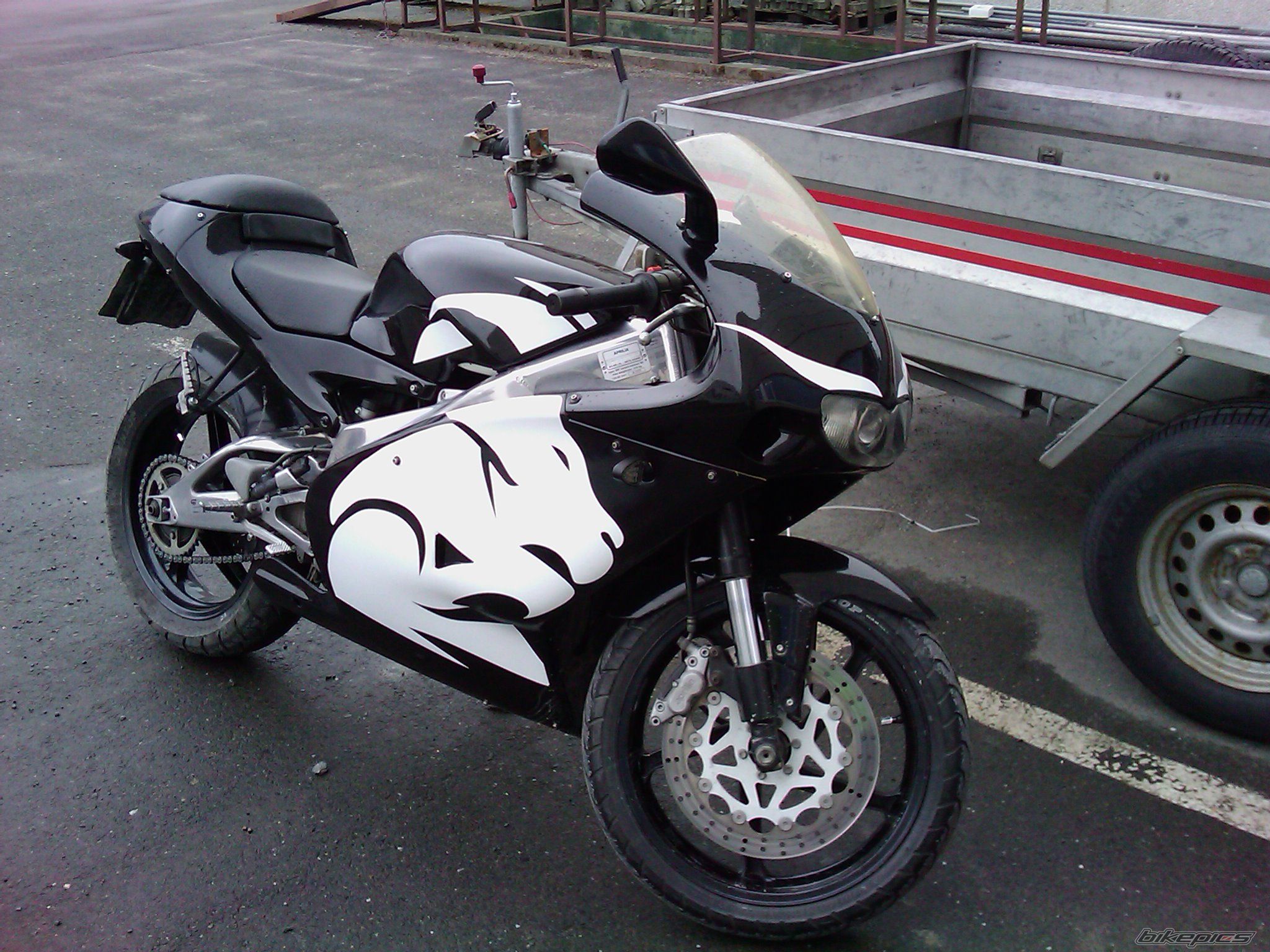 Photo 1987360