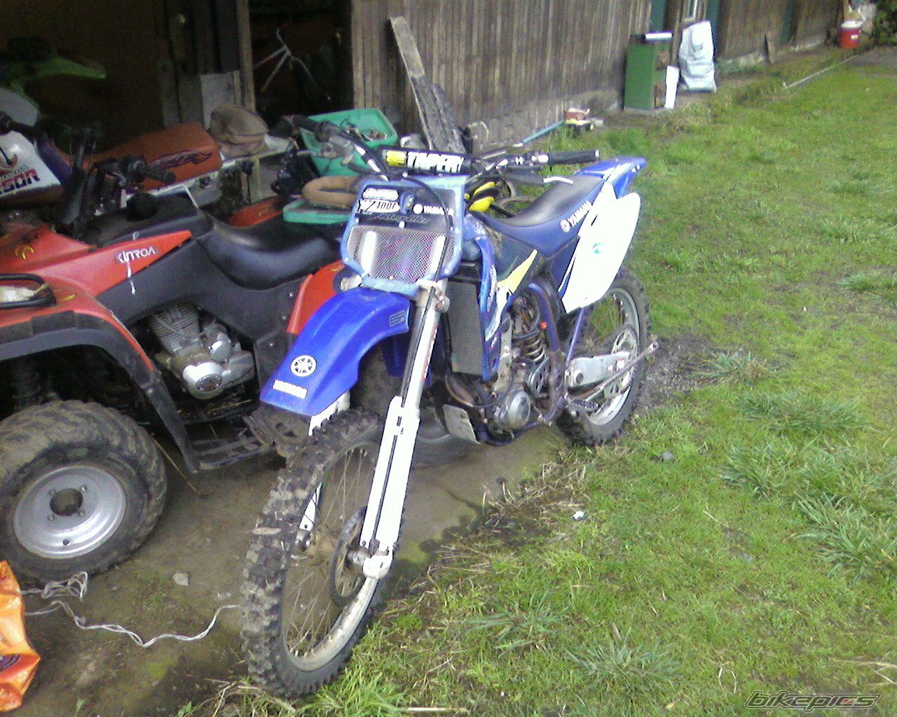 Photo 1987406