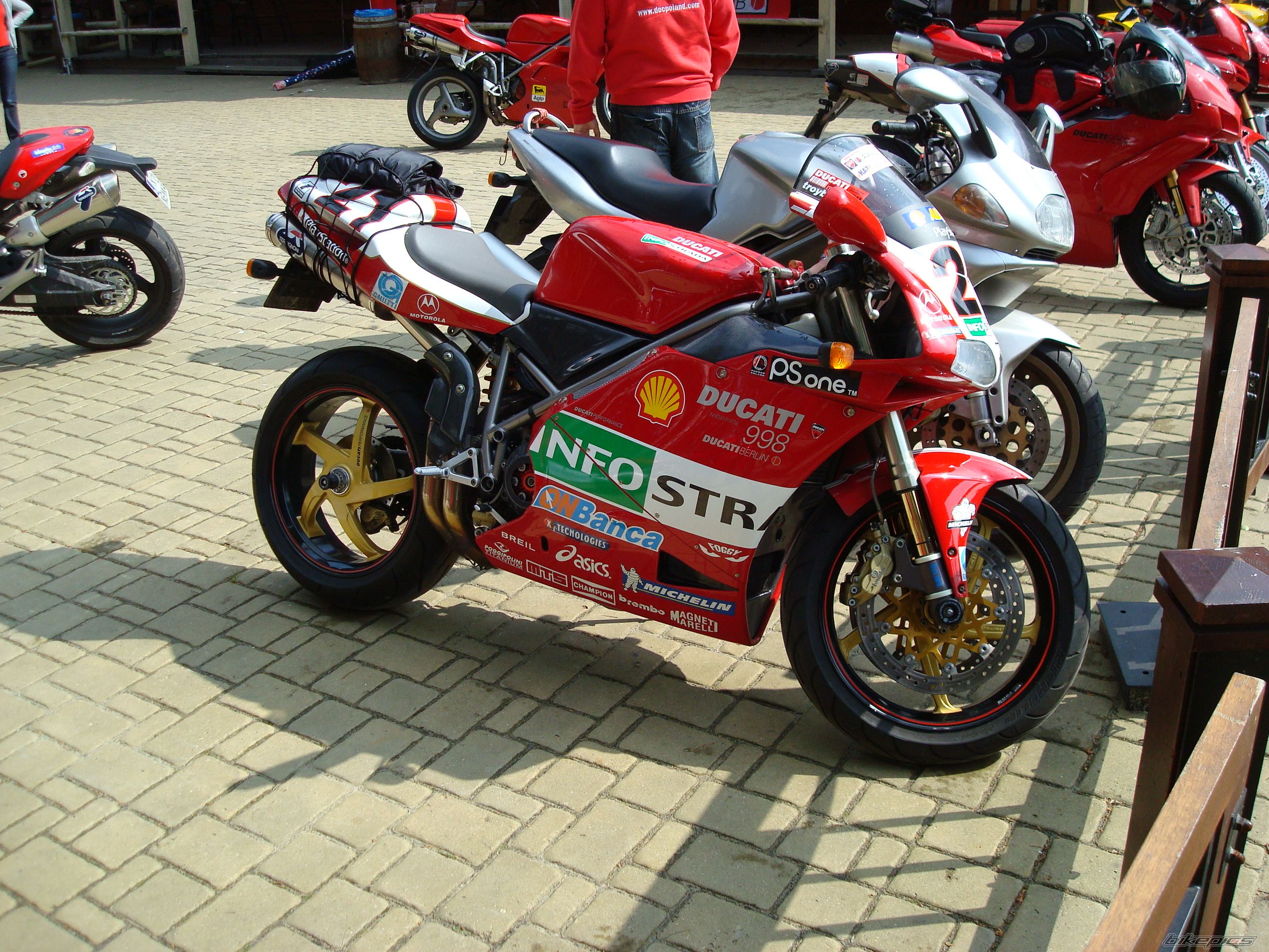 Bike Photo 1987439