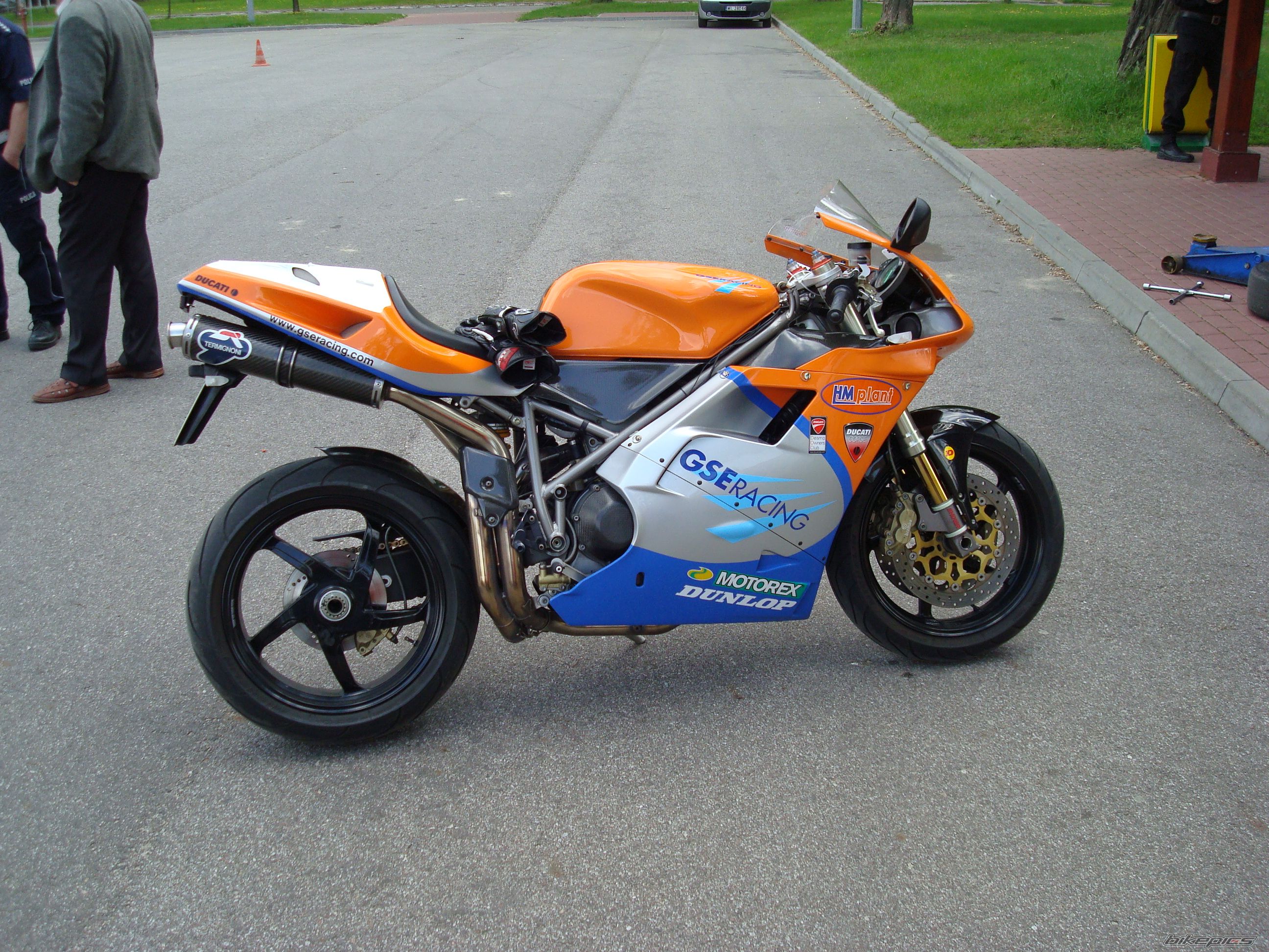 Bike Photo 1987500