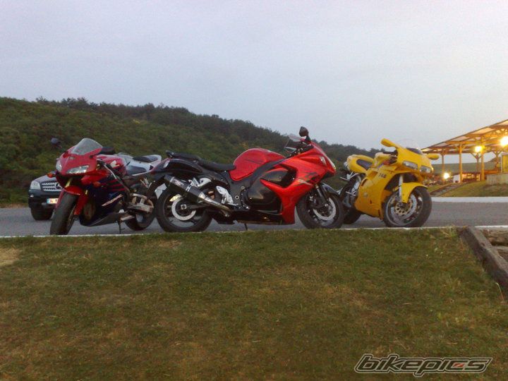Photo 1987799
