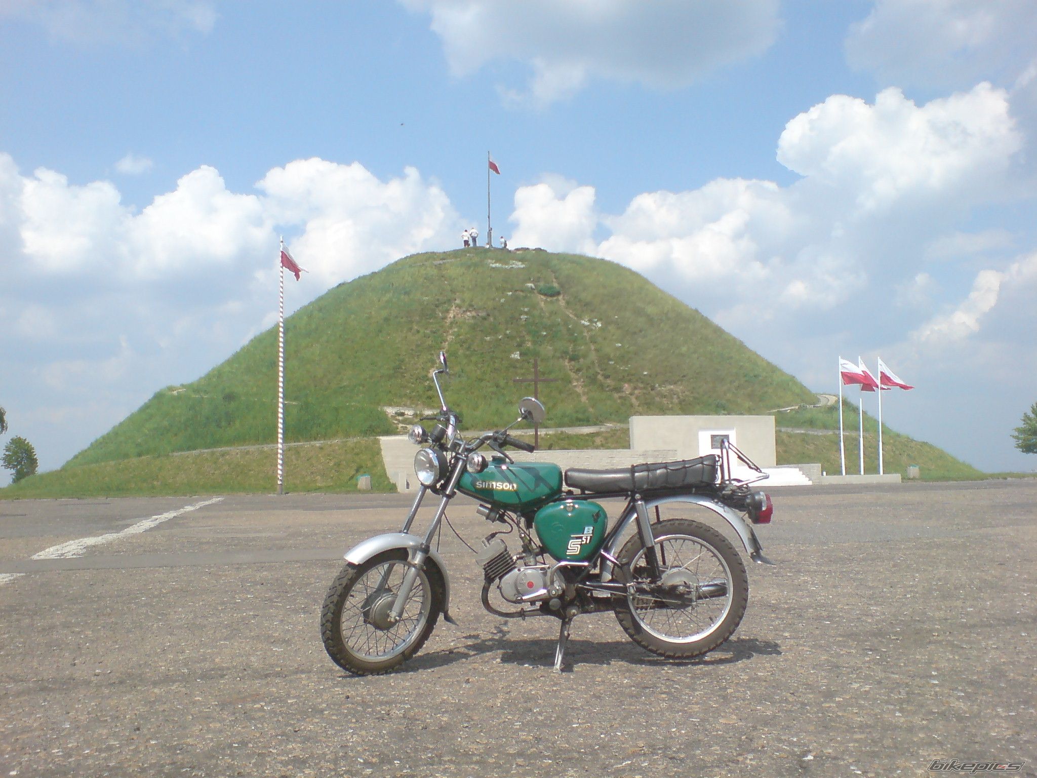 Bike Photo 1987891