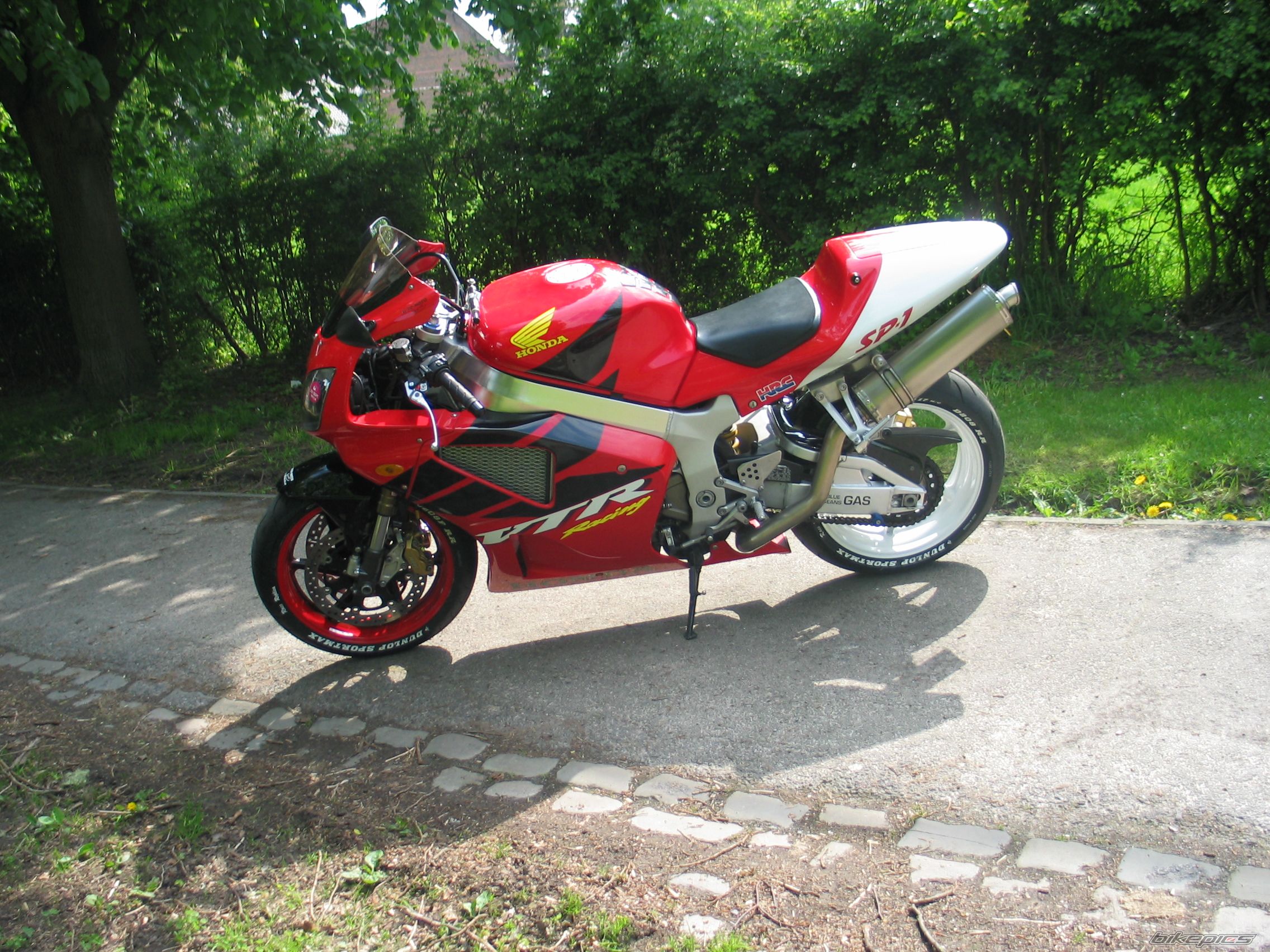 Photo 1987901