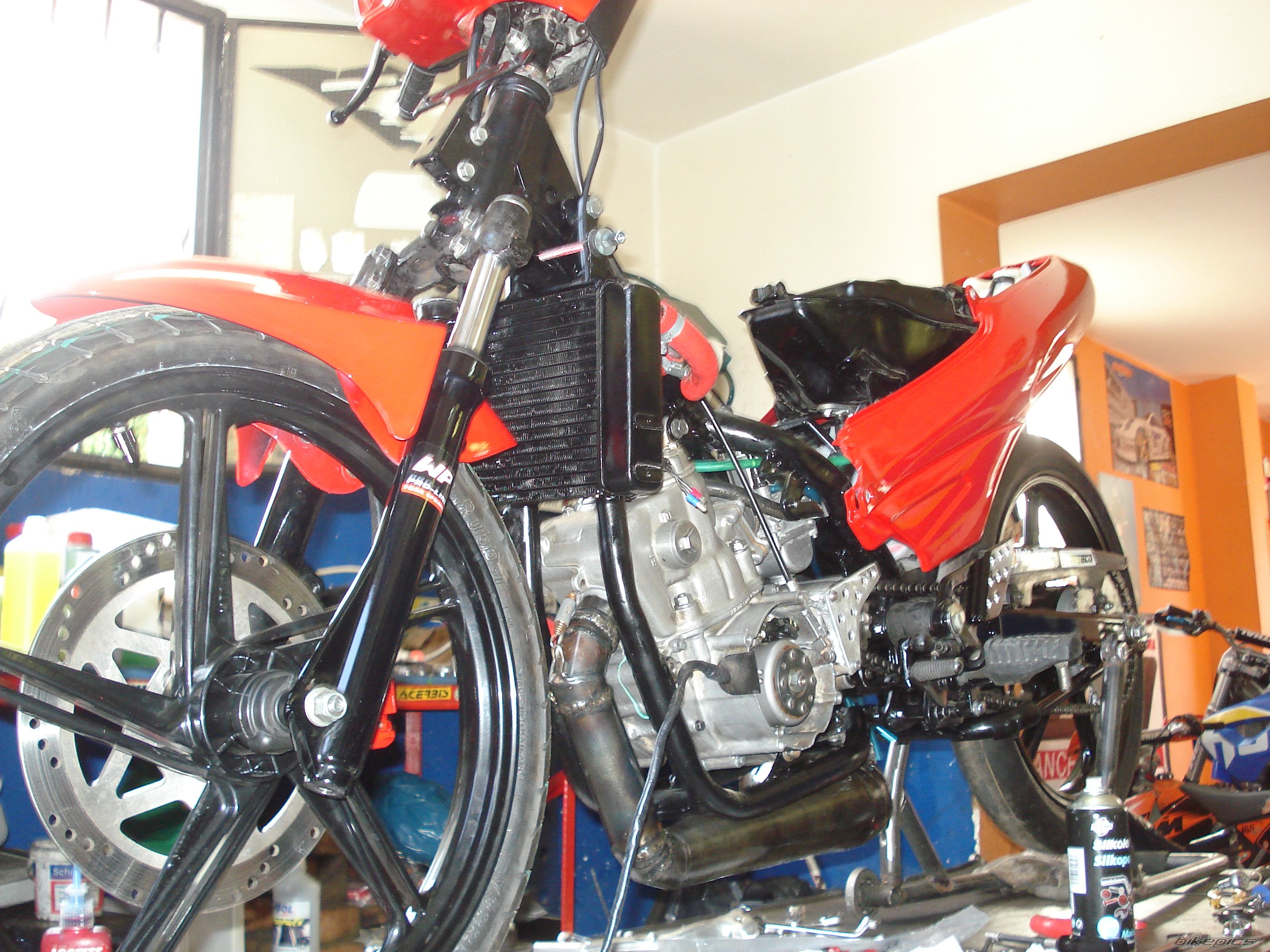 Bike Photo 1987990