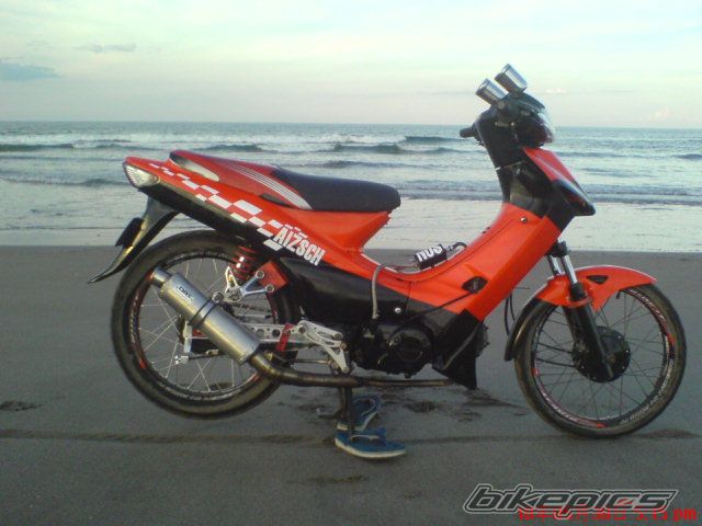 Photo 1988009