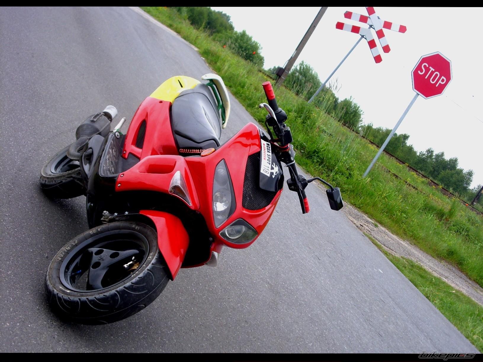 Bike Photo 1988050