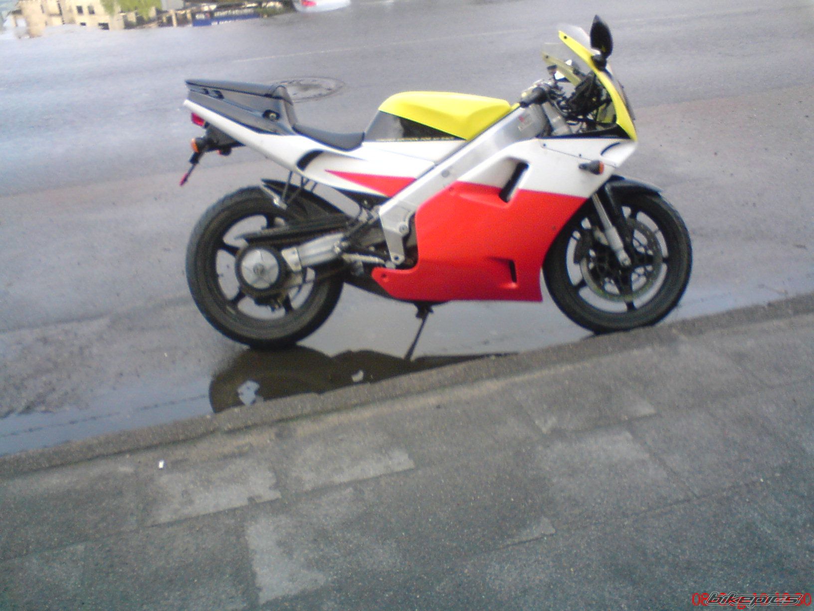 Photo 1988083