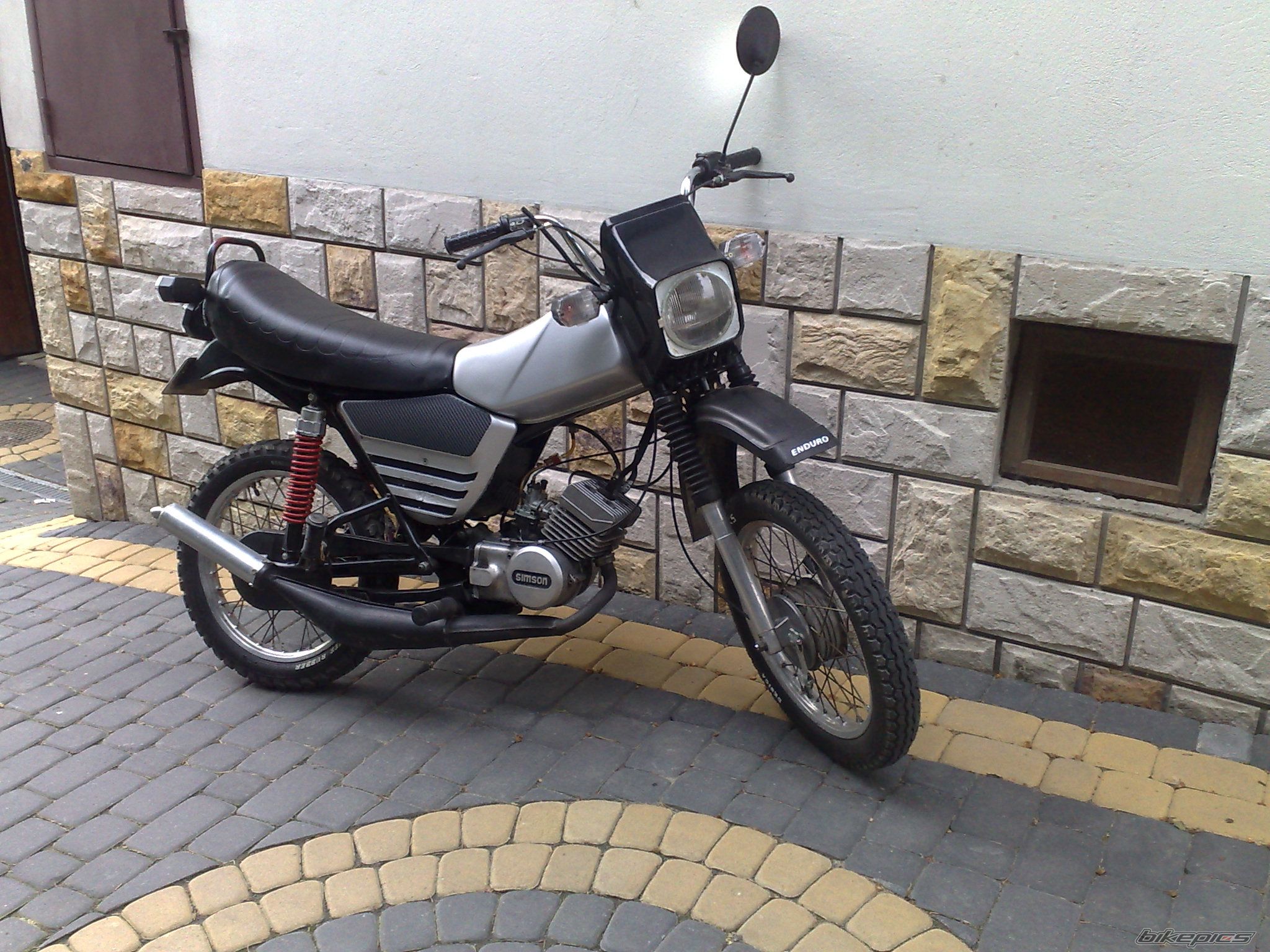 Photo 1988130
