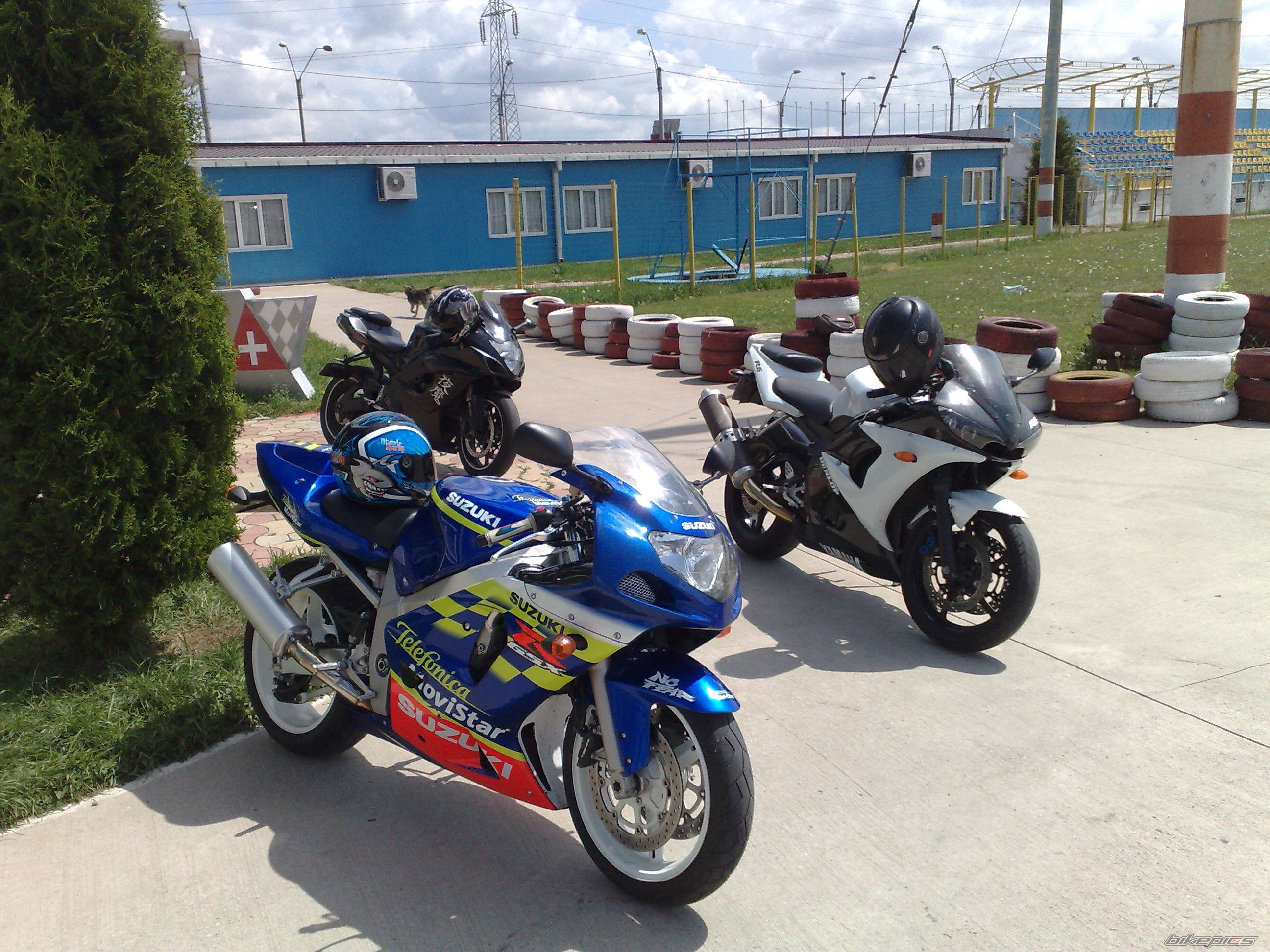 Bike Photo 1988173