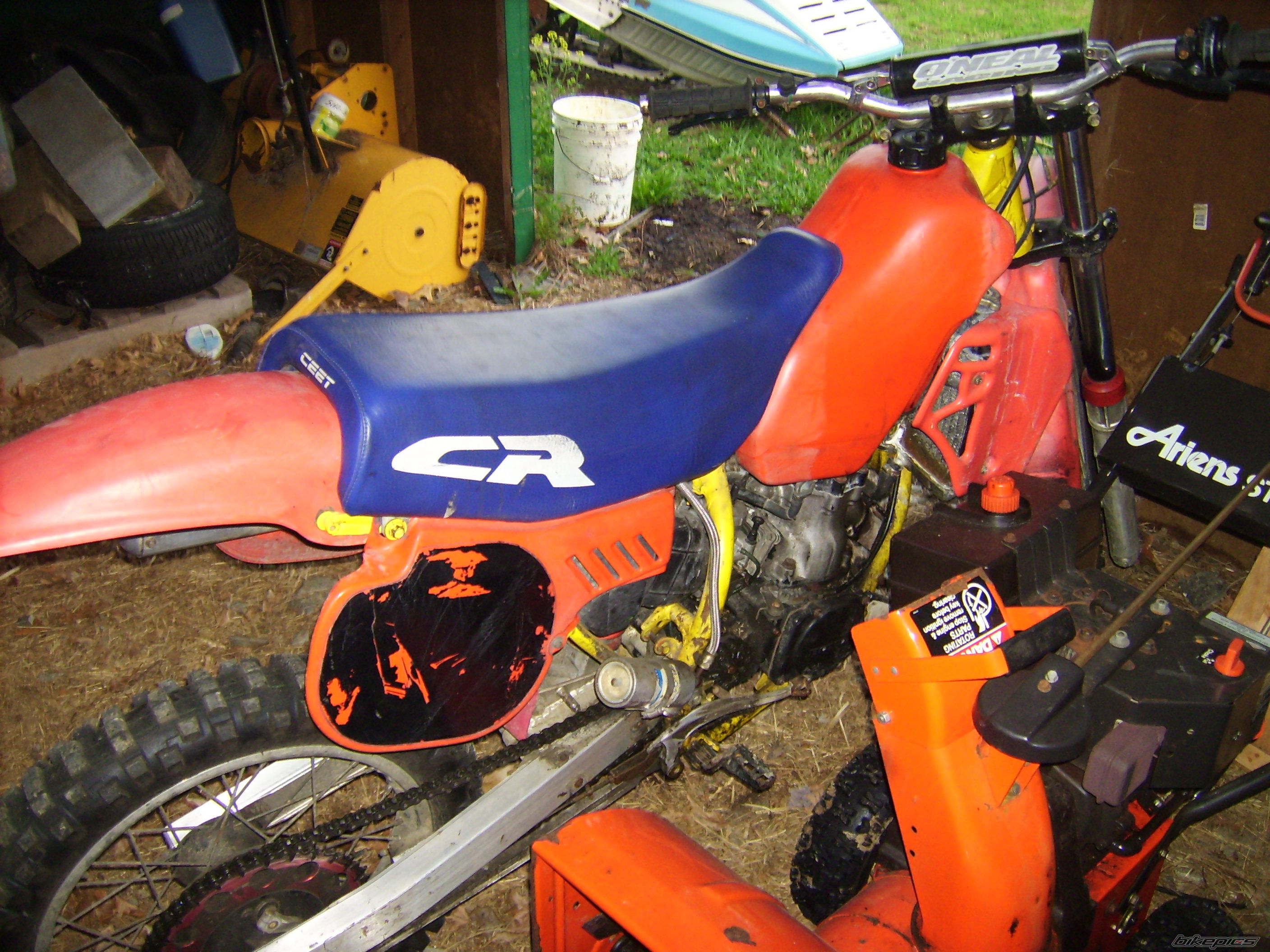 Photo 1988319