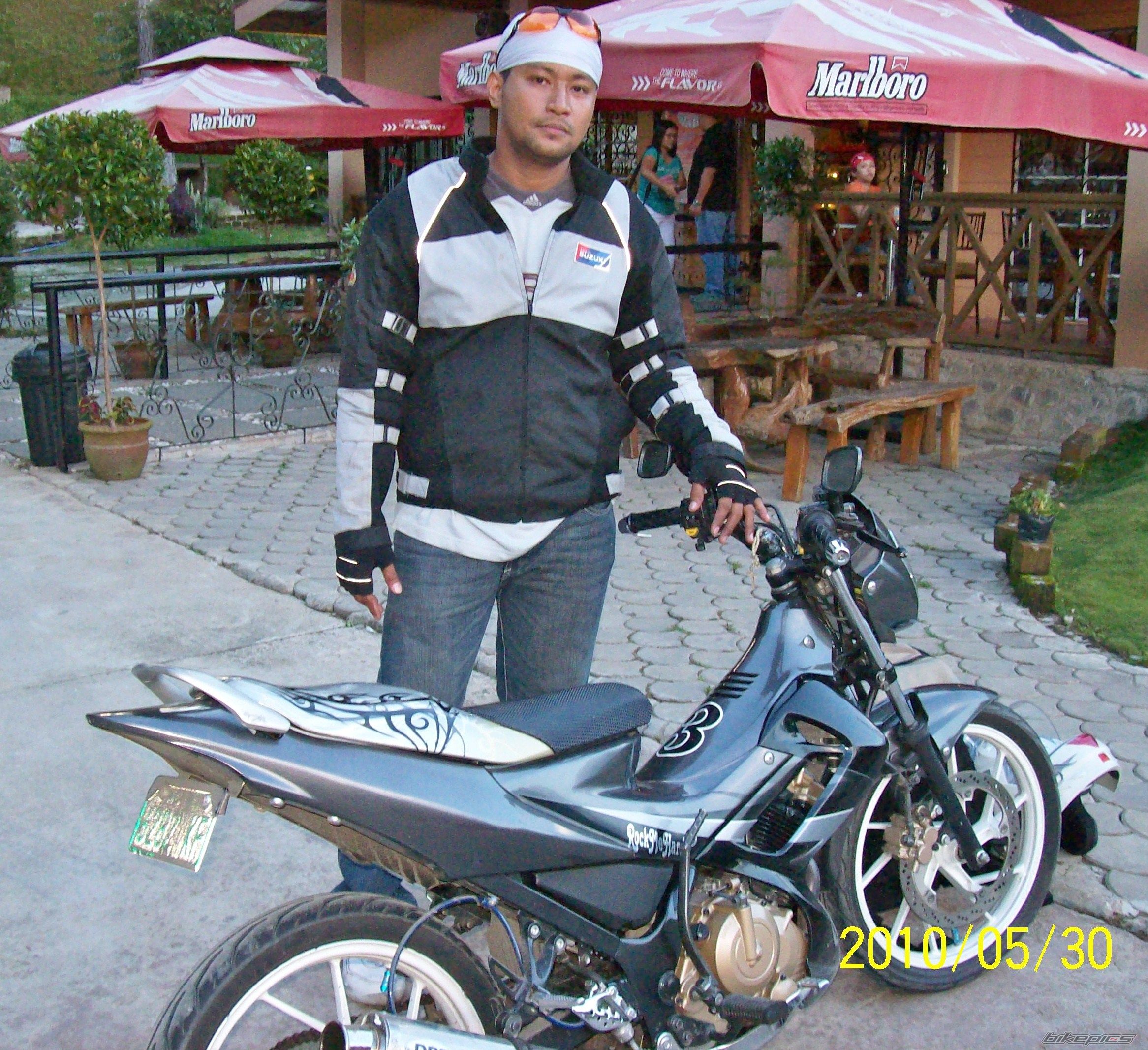 Photo 1988436