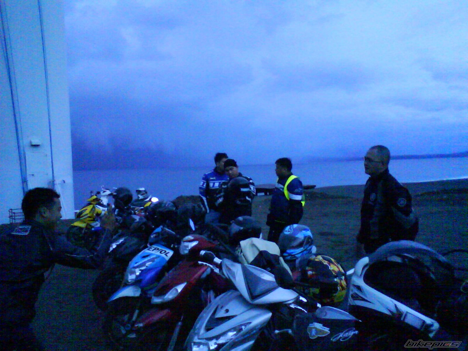 Photo 1988555