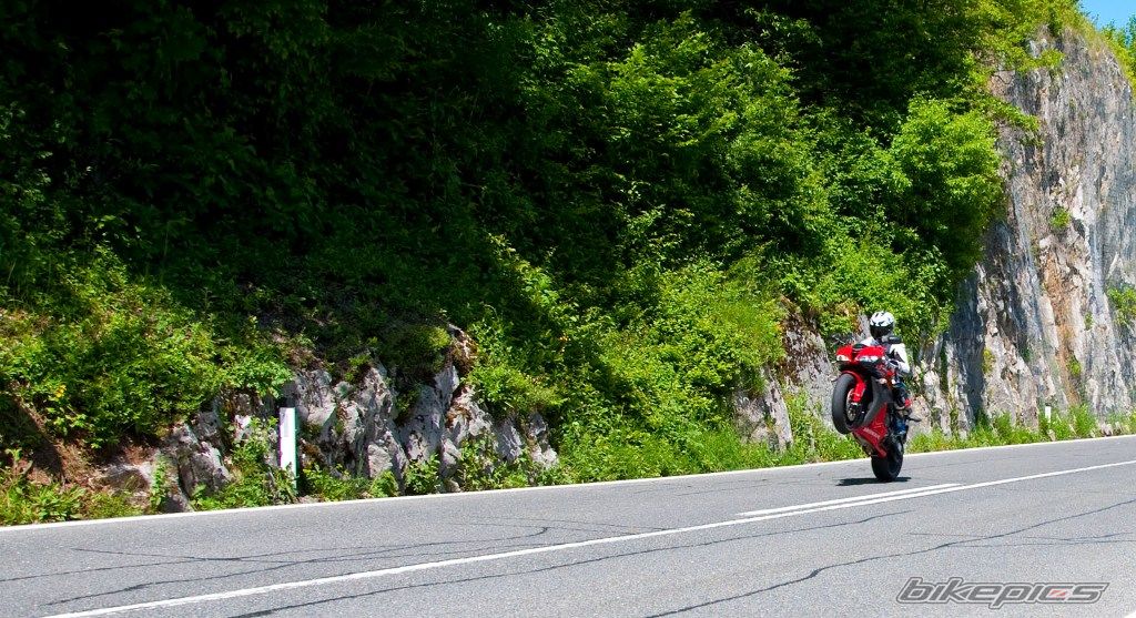 Bike Photo 1988572