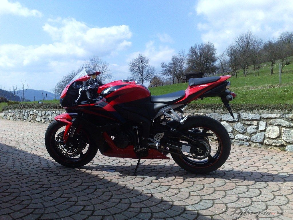 Bike Photo 1988580