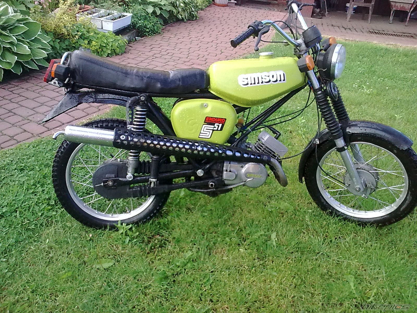 Photo 1988590