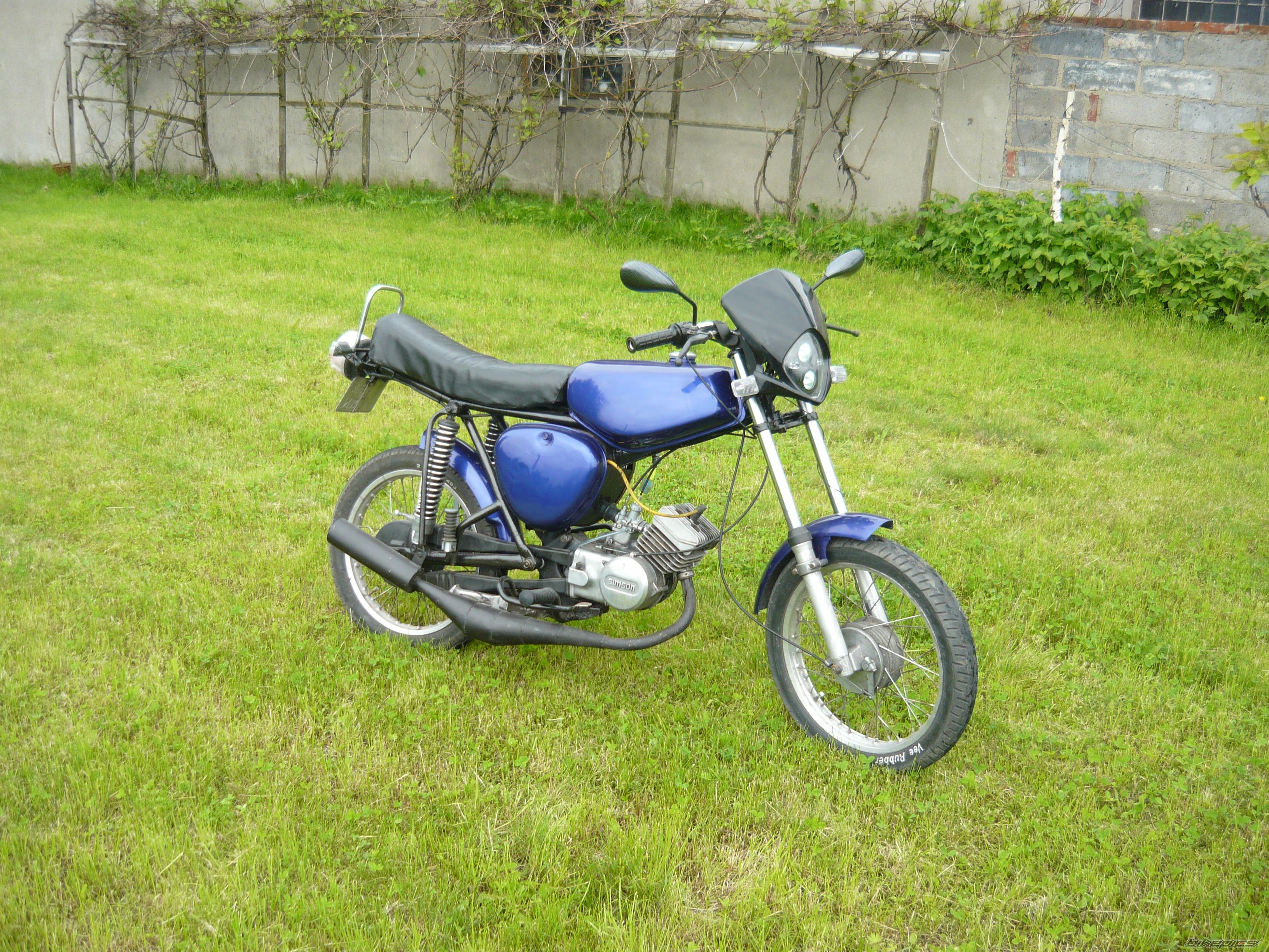 Photo 1988717