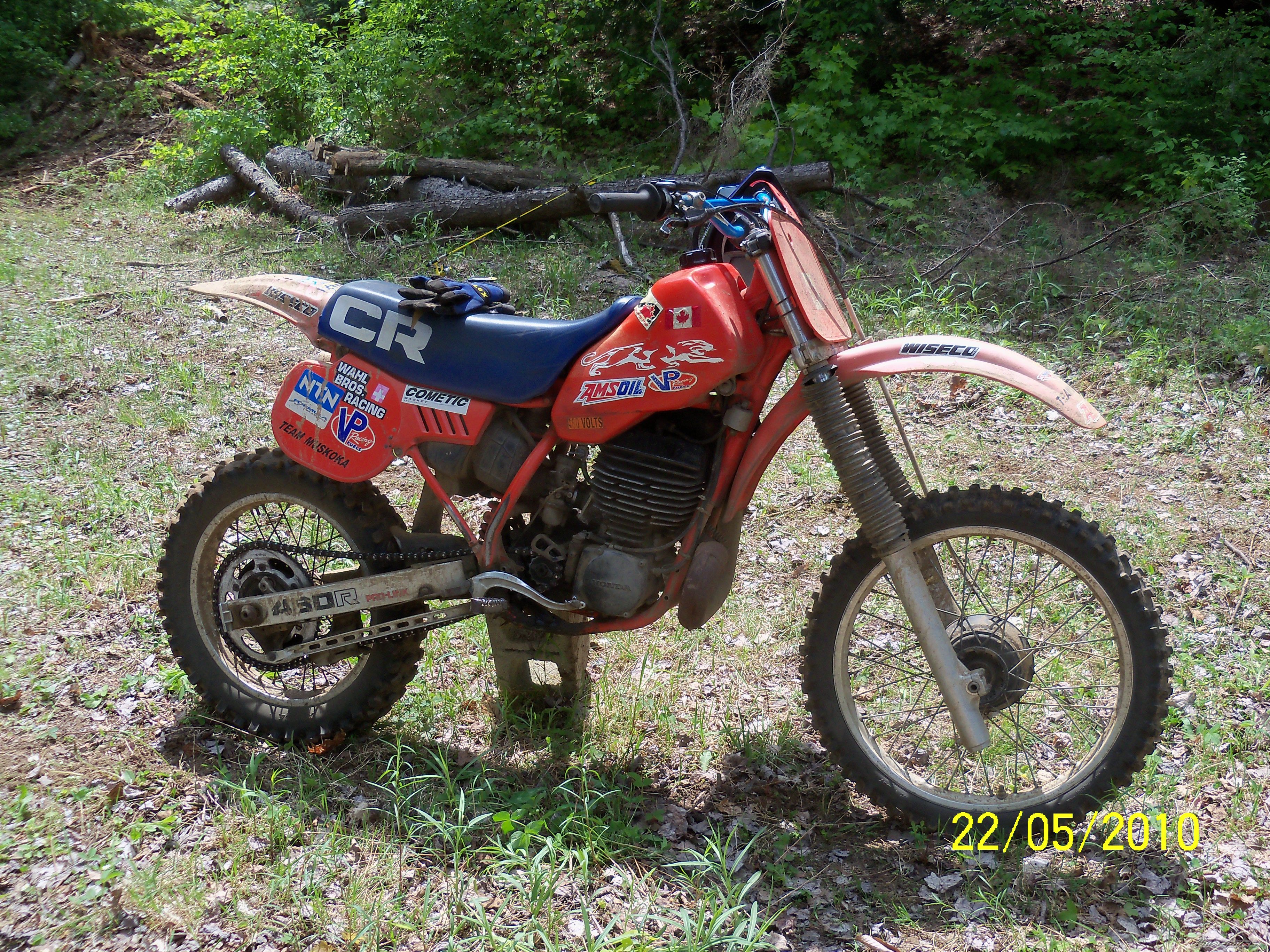 Photo 1988947