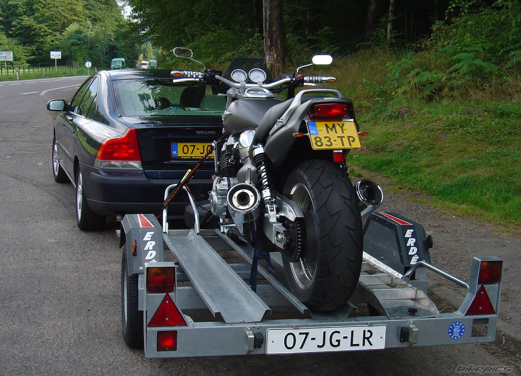 Bike Photo 1989355