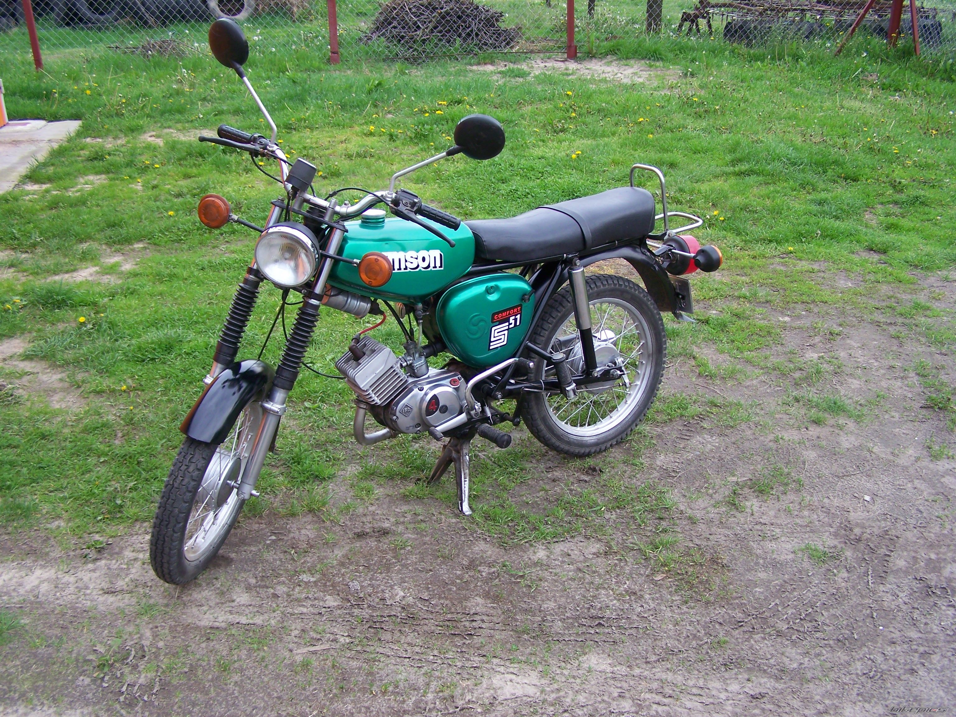 Photo 1989445