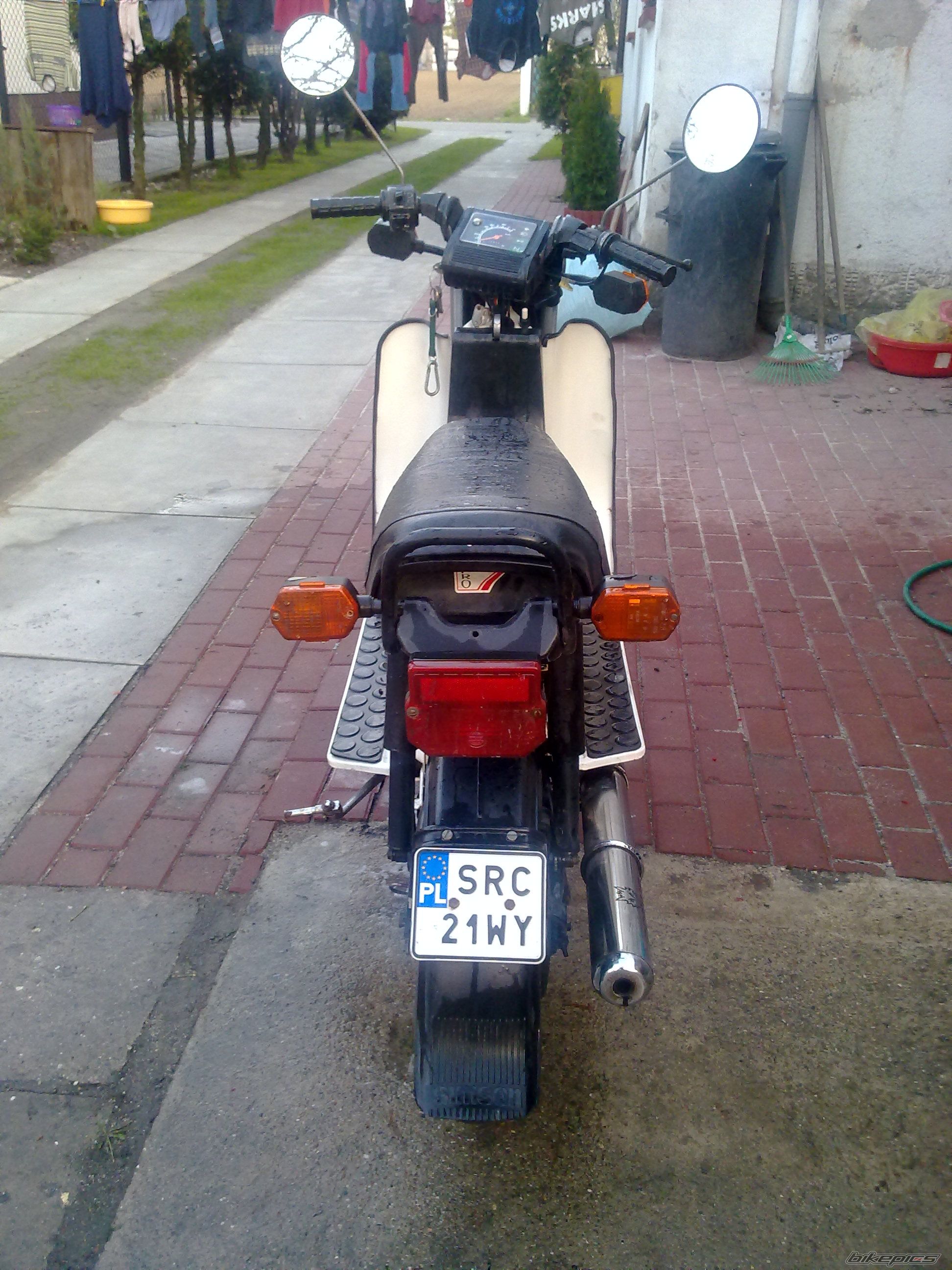 Bike Photo 1989453