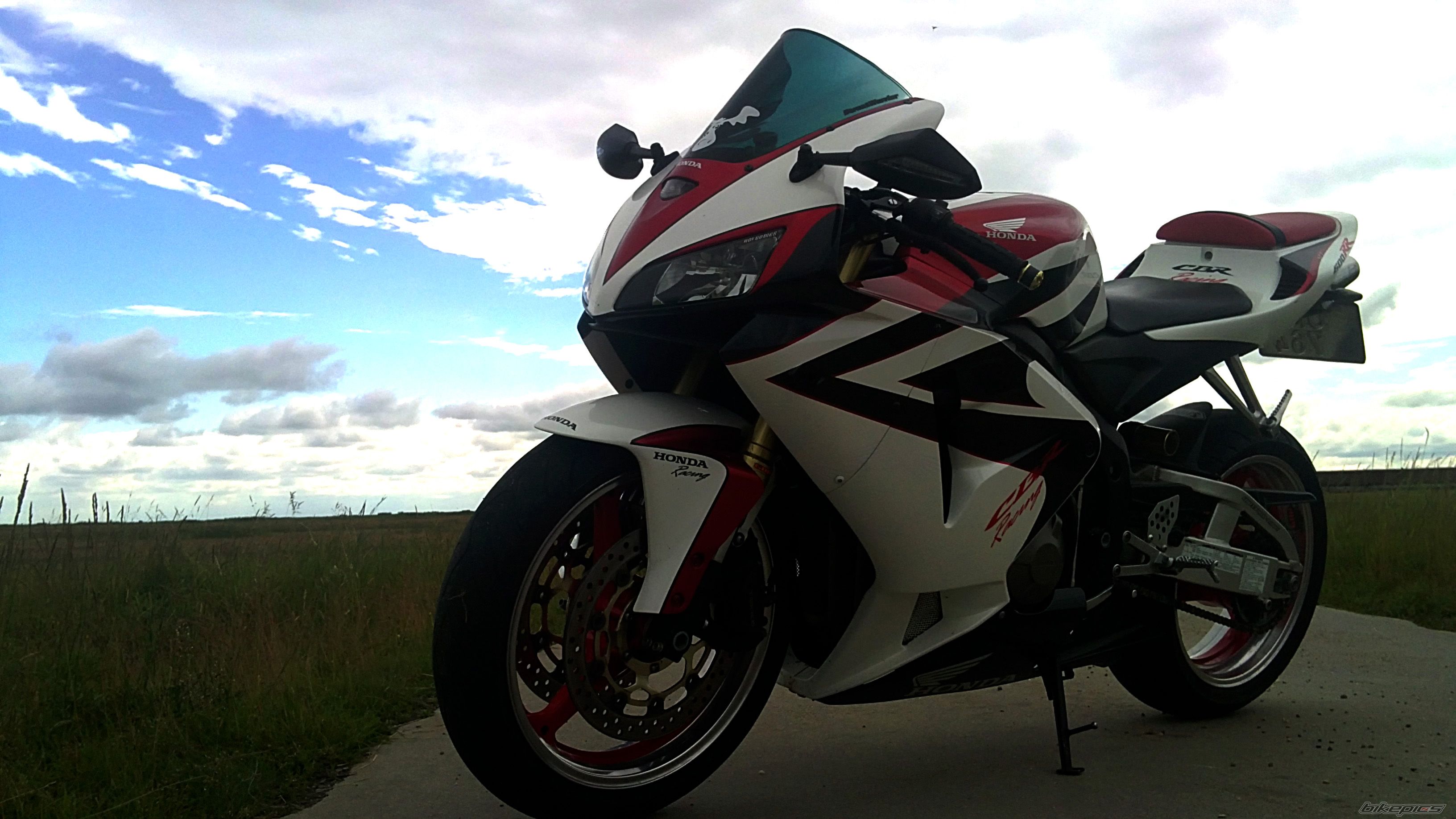 Bike Photo 1989500