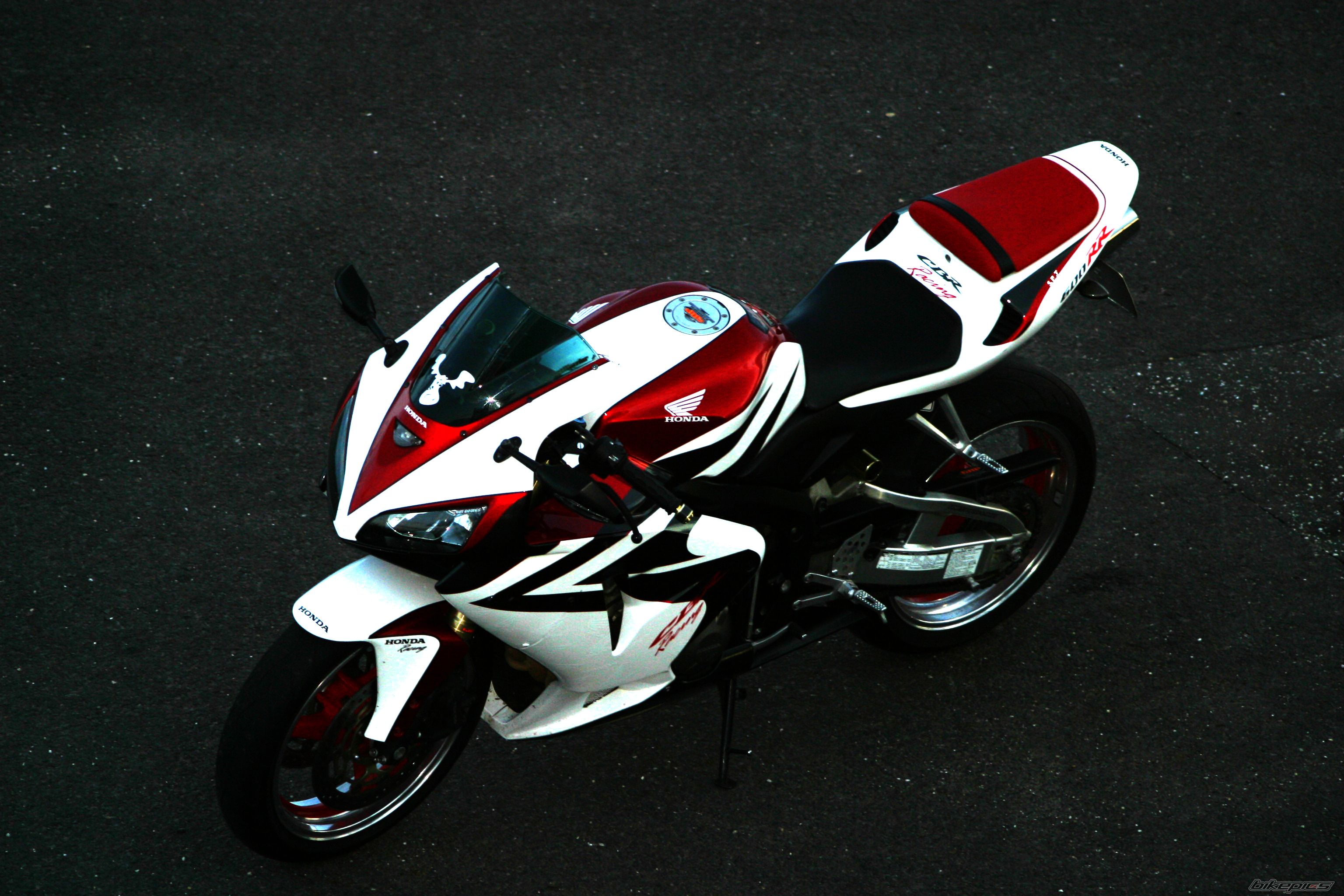 Bike Photo 1989545