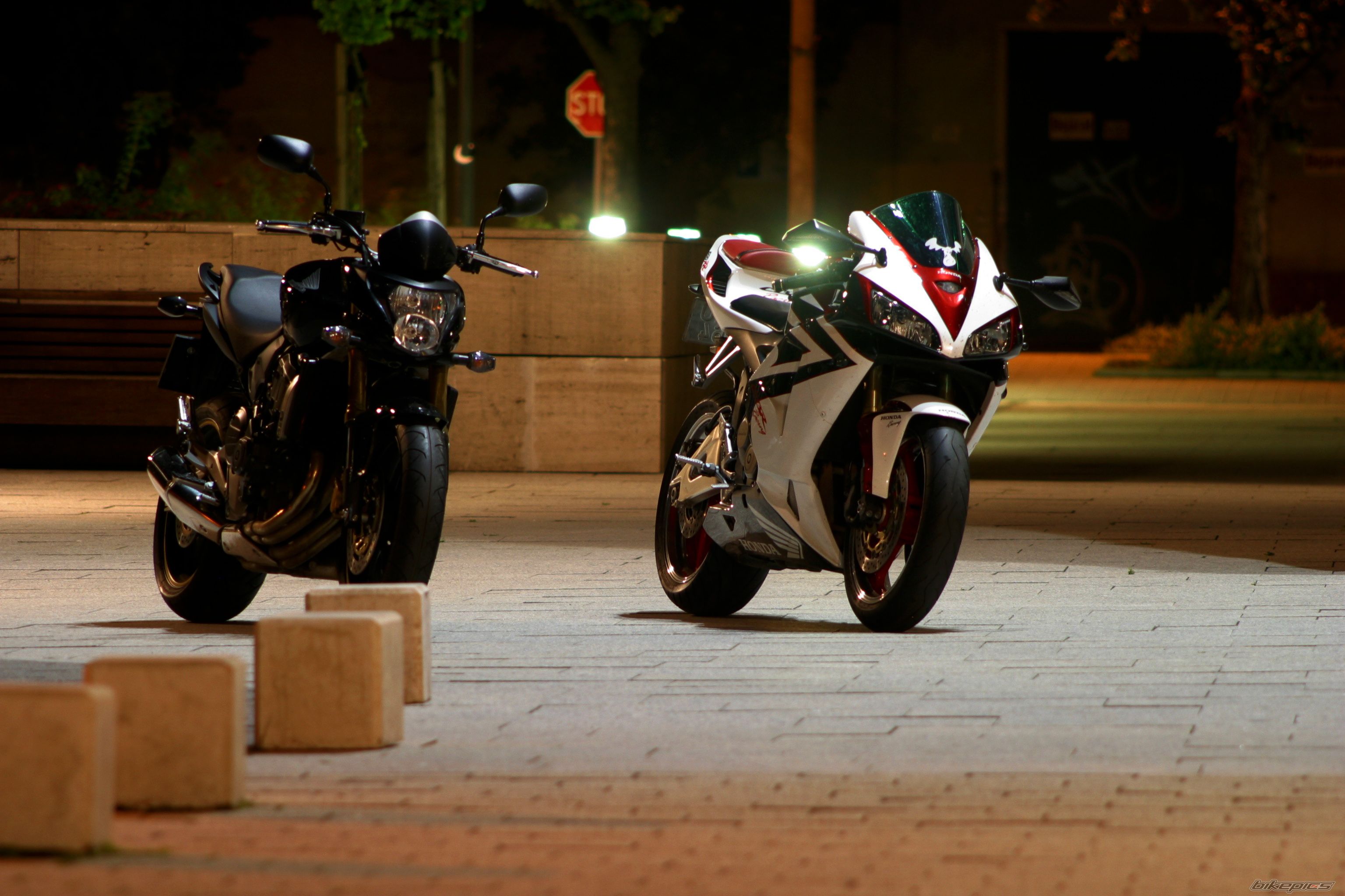 Bike Photo 1989551