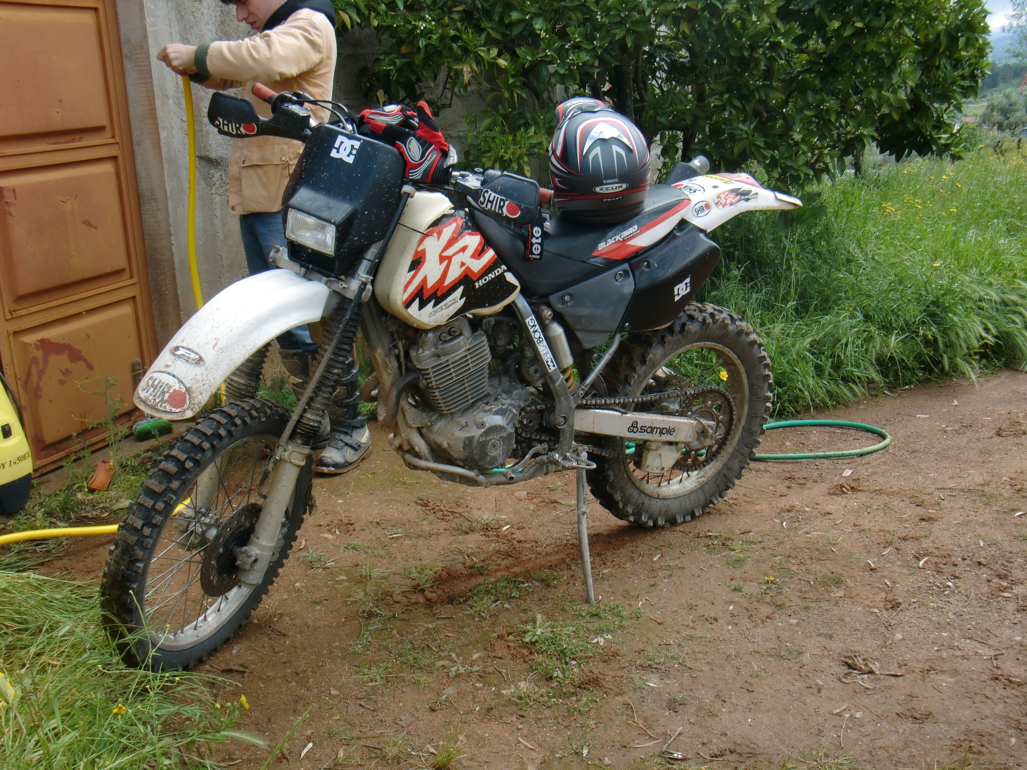 Photo 1989671