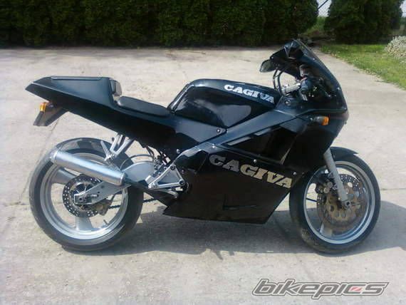 Photo 1989701