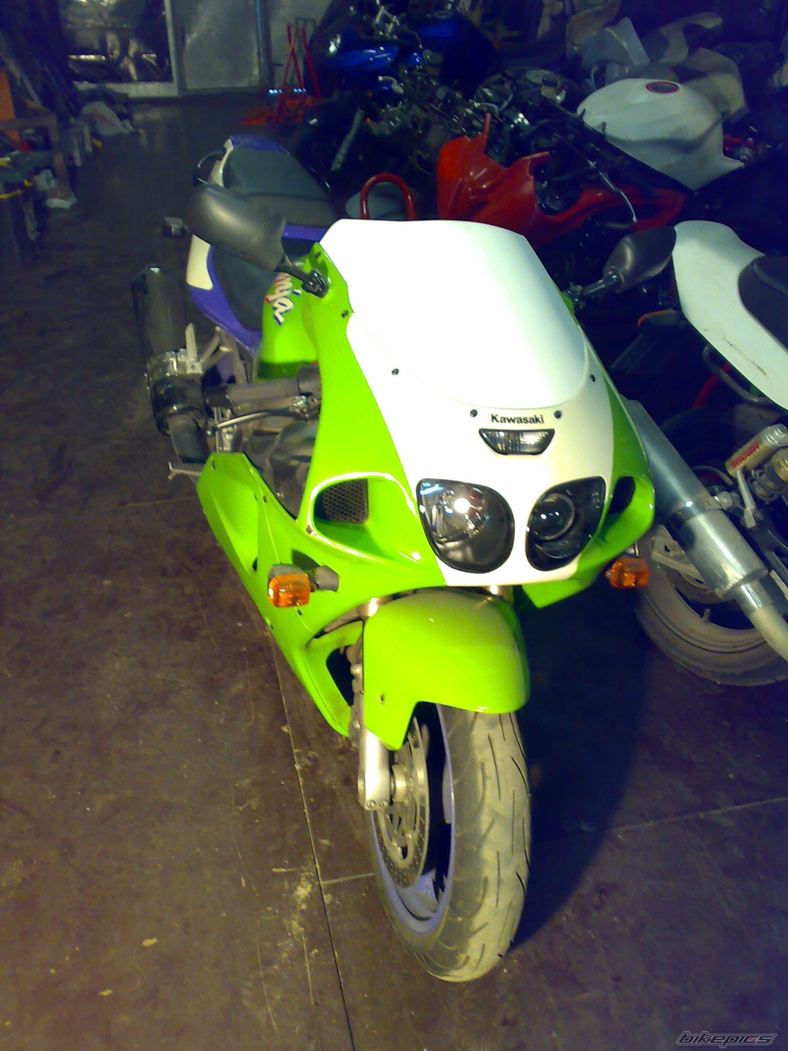 Photo 1989844