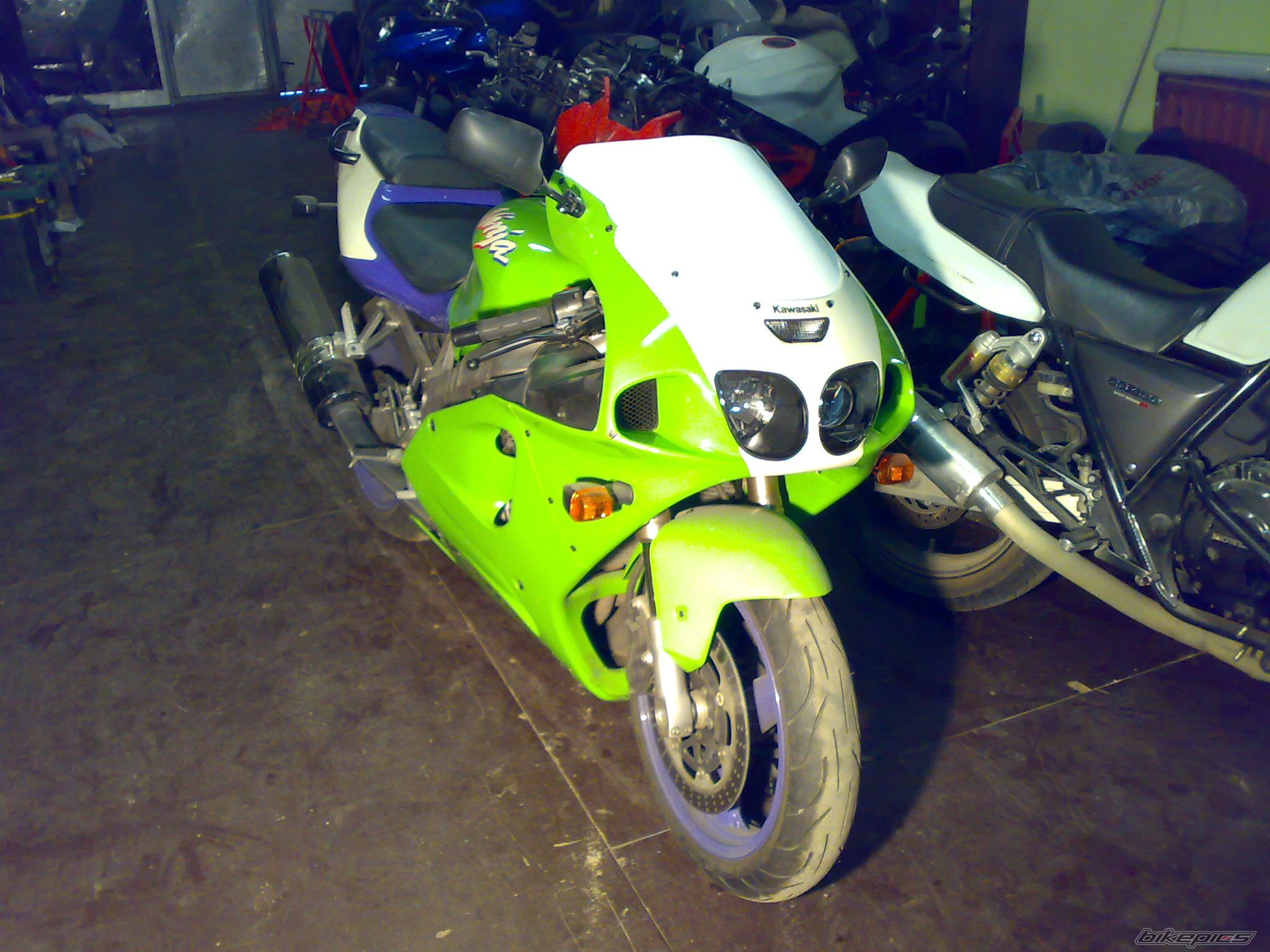 Photo 1989845