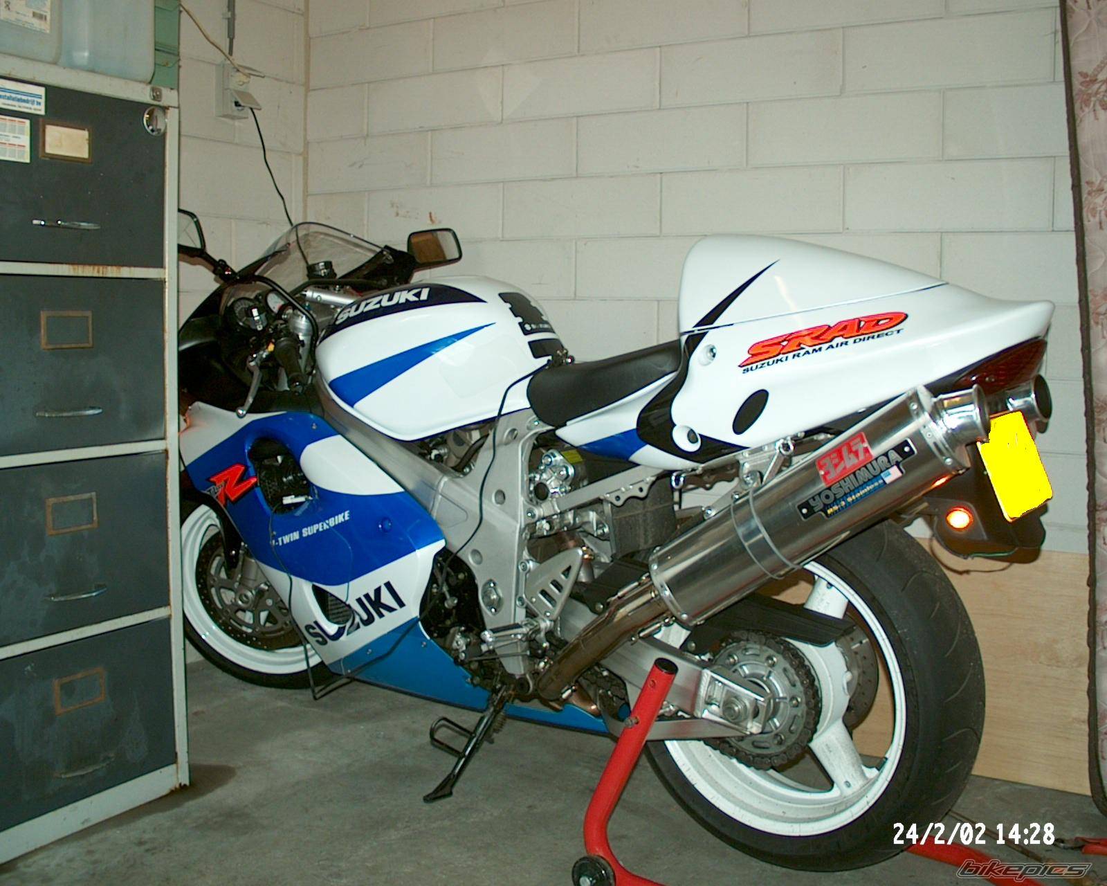 Photo 19900