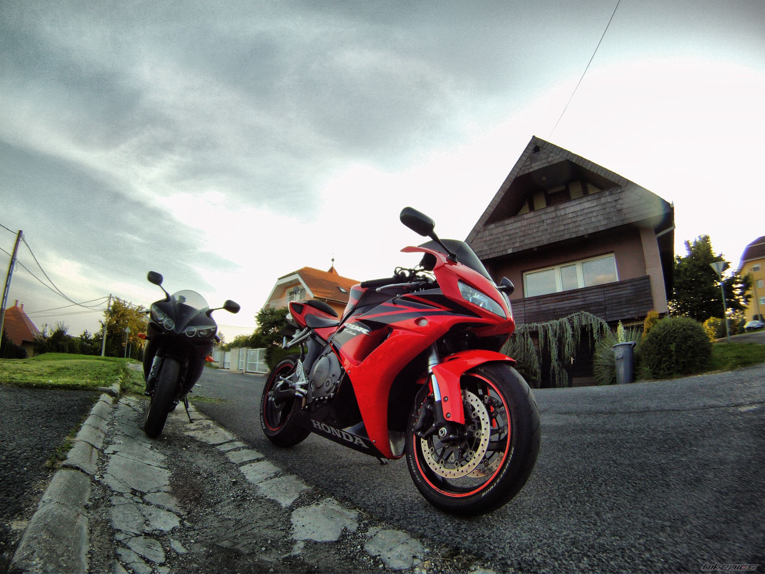 Bike Photo 1990067