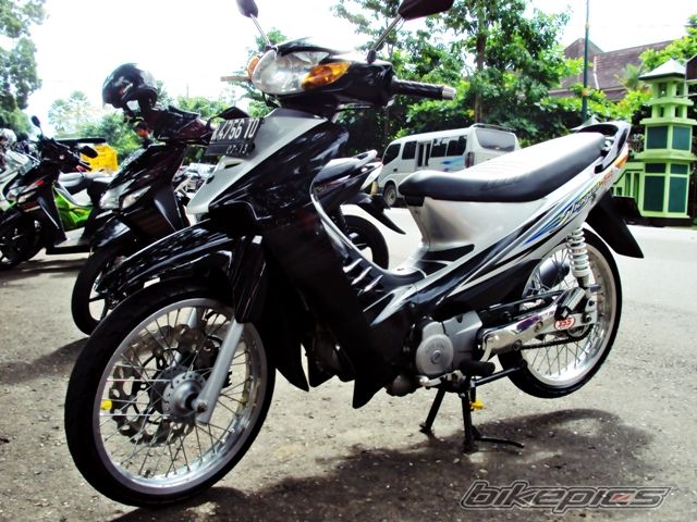 Bike Photo 1990111