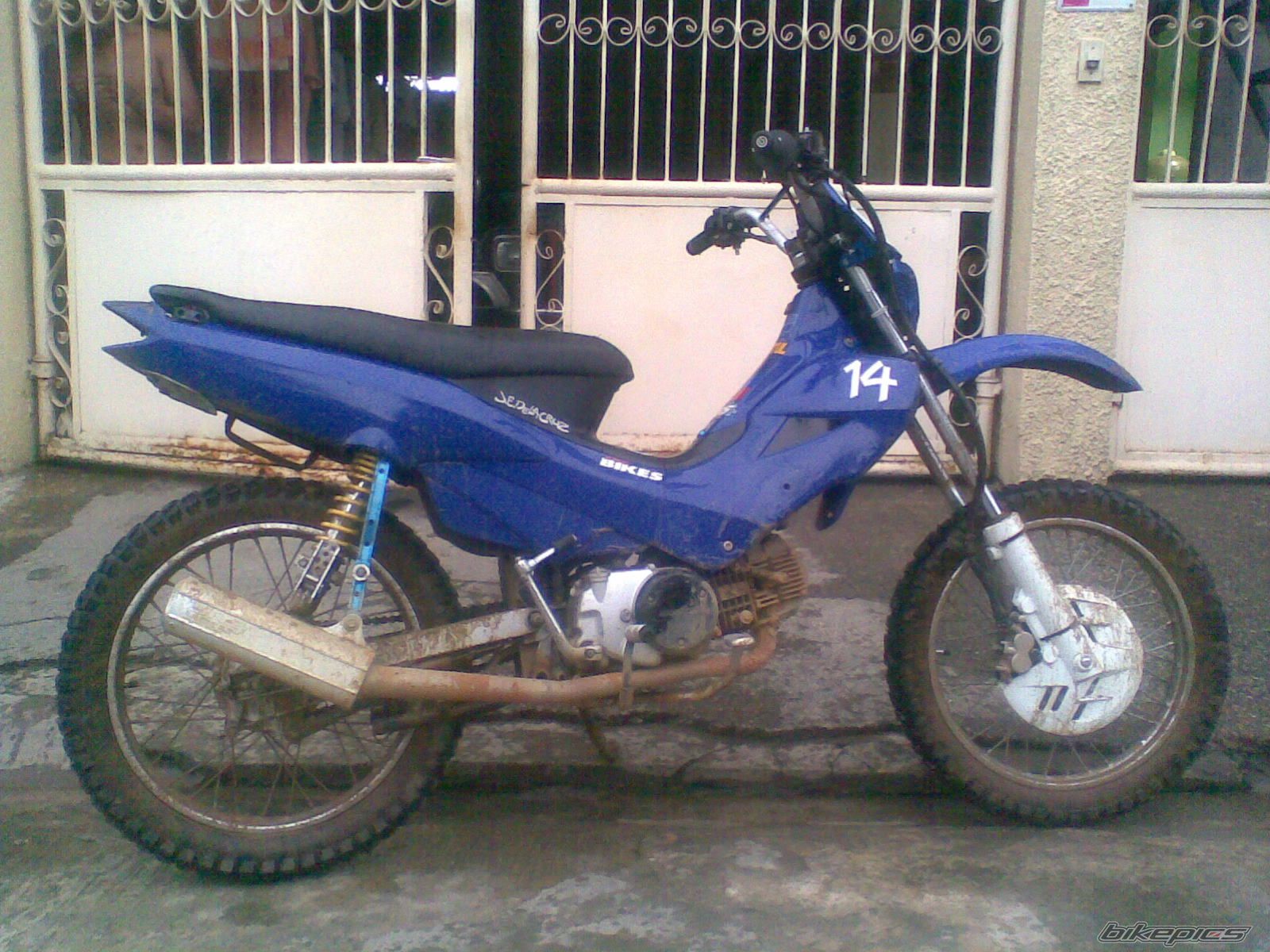 Photo 1990144